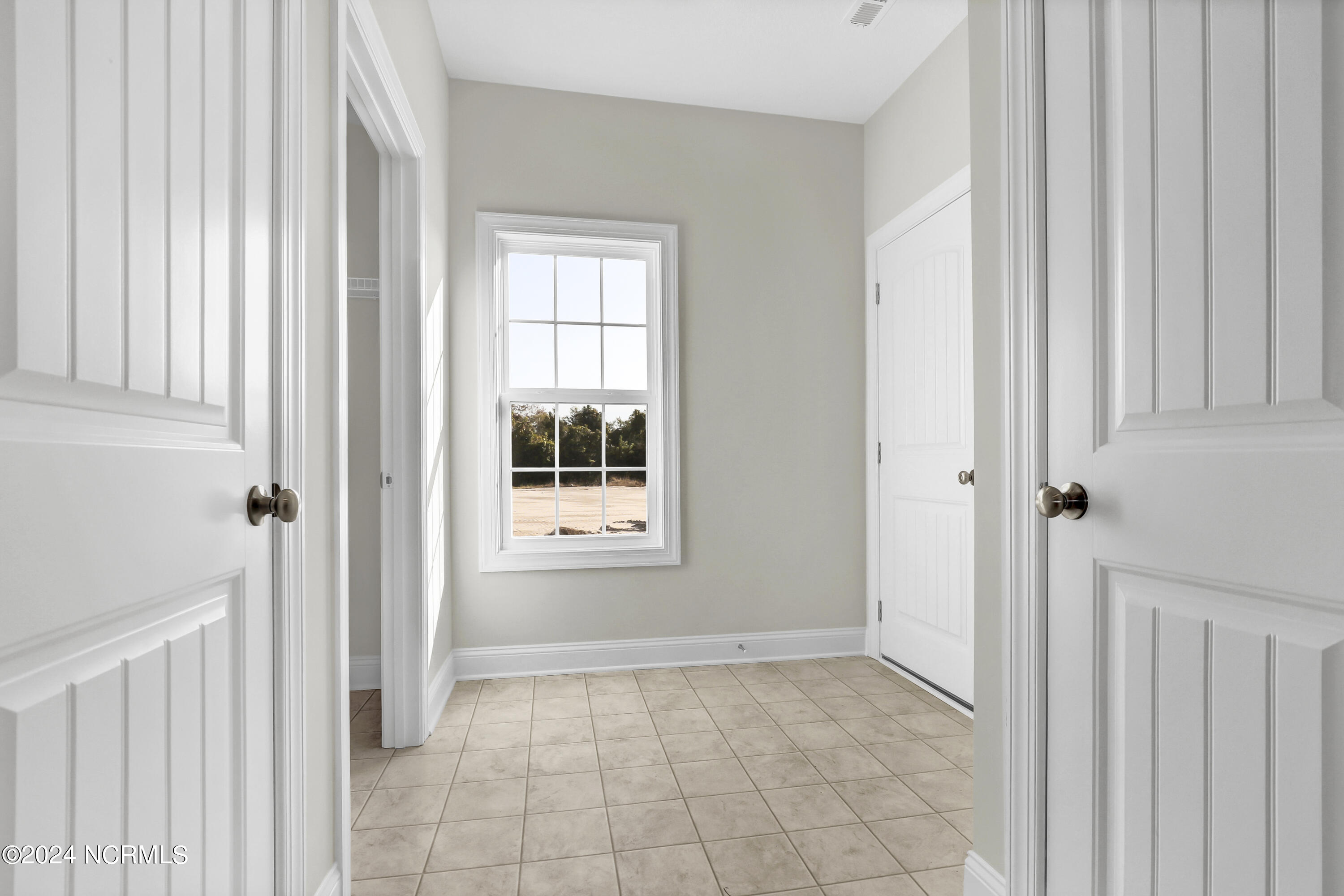 801 Calebs Creek Court Property Photo 11