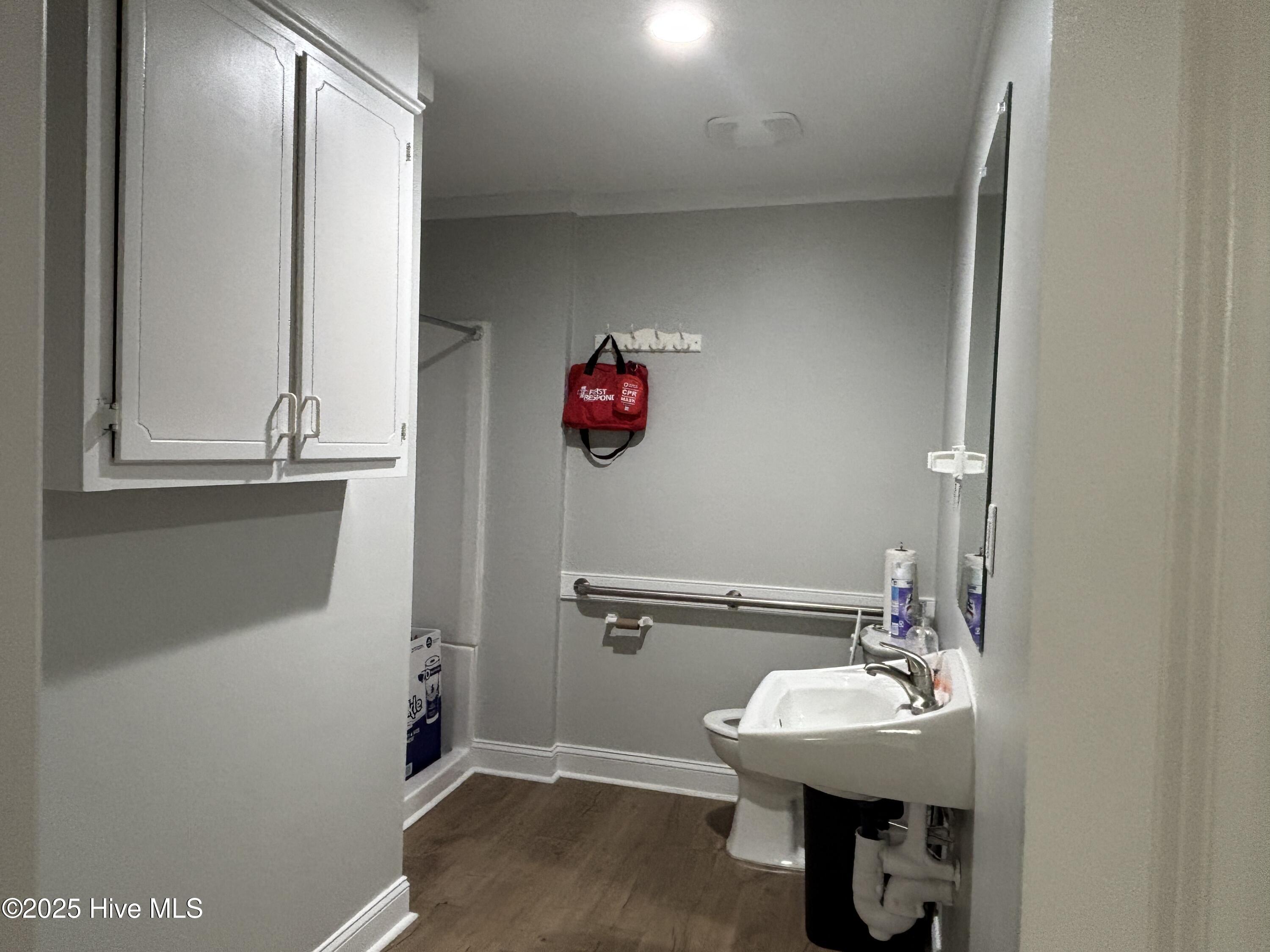 445 Western Boulevard C Property Photo 20