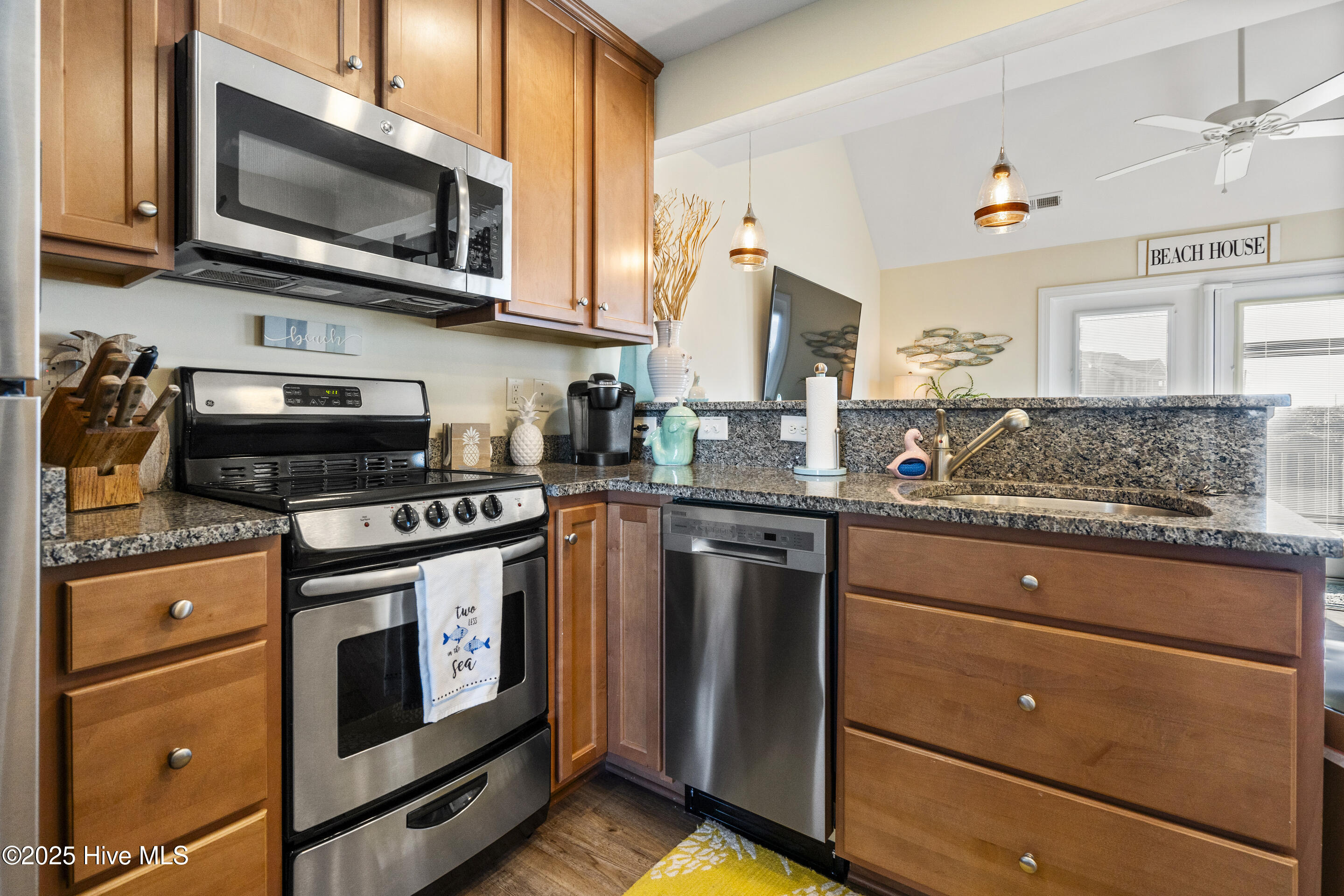 886 New River Inlet Road 41 Property Photo 11
