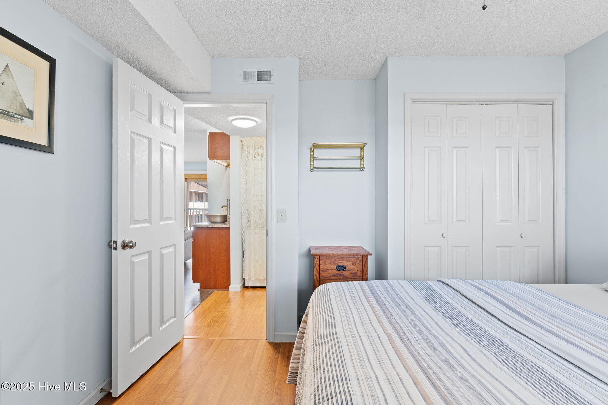 1101 S Lake Park Boulevard Unit C19 Property Photo 10