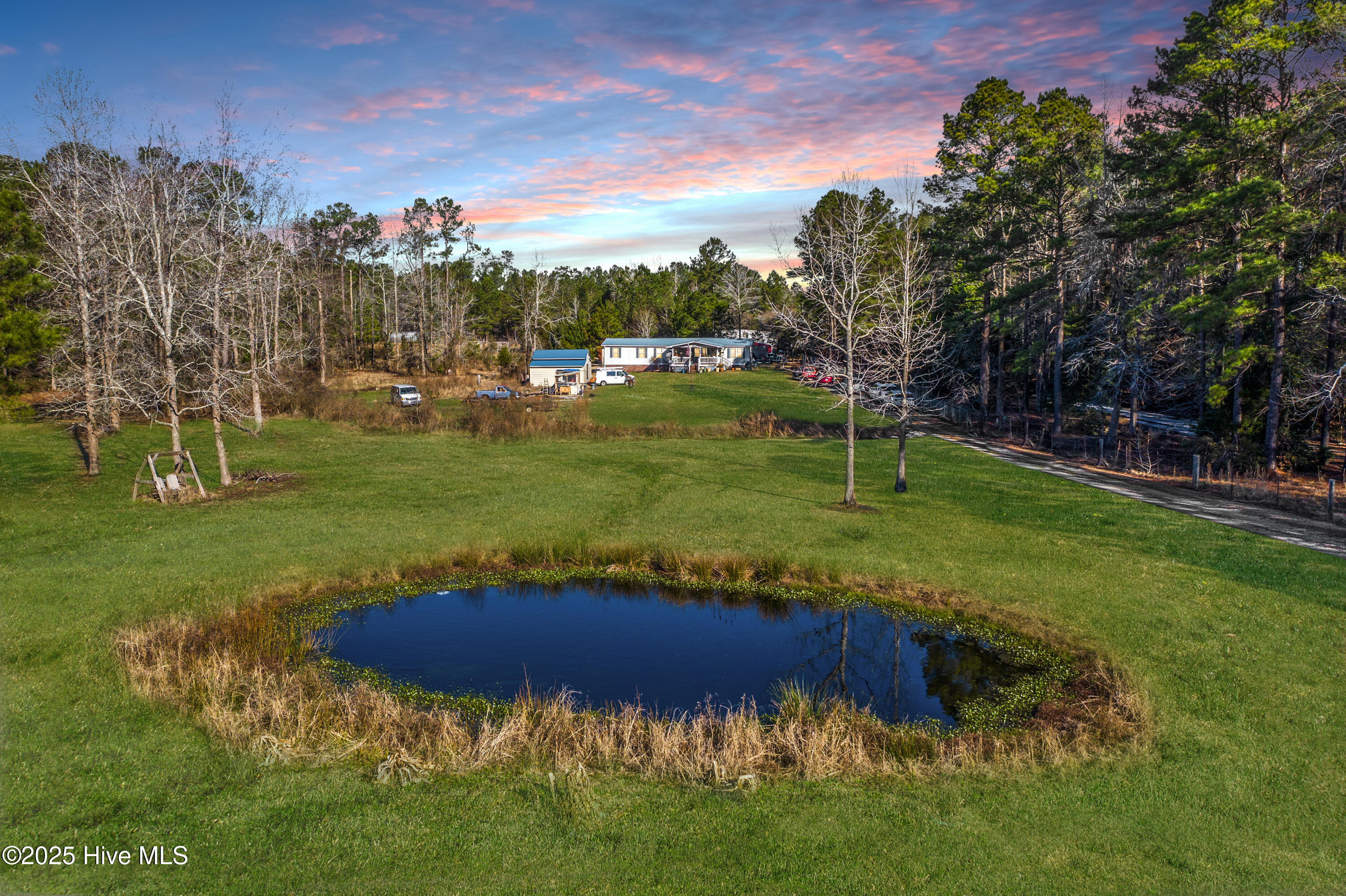 5674 Burgaw Highway Property Photo