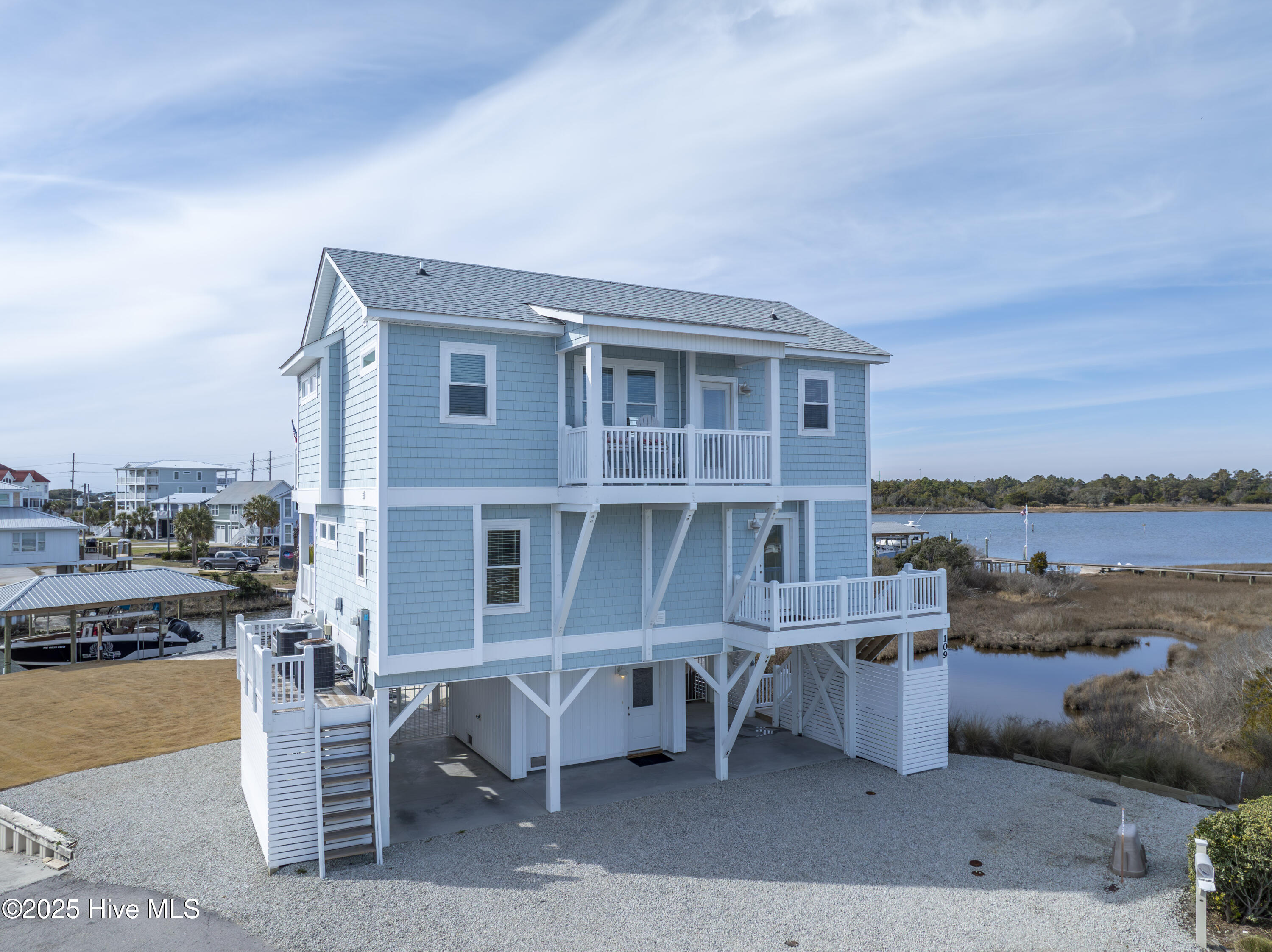 Barton Bay Yacht Club Real Estate Listings Main Image