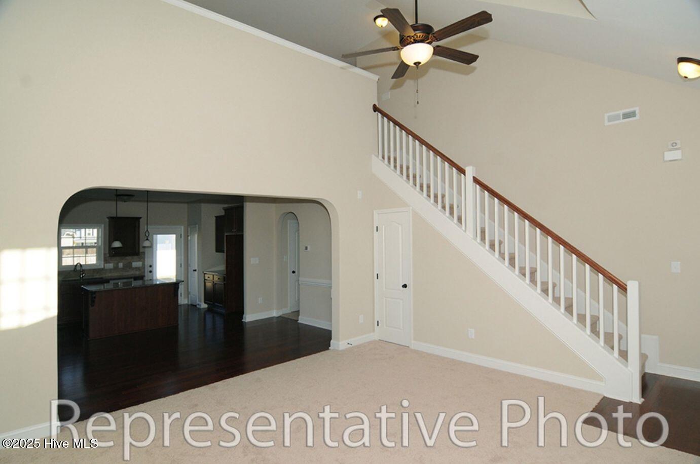 1091 Forest Bend Dr Property Photo 9