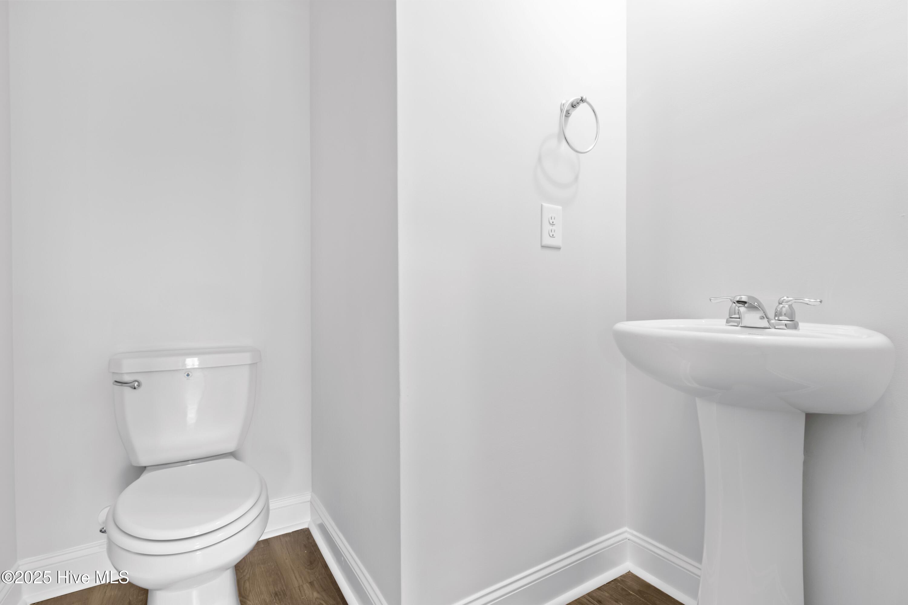 1111 Forest Bend Drive Property Photo 17