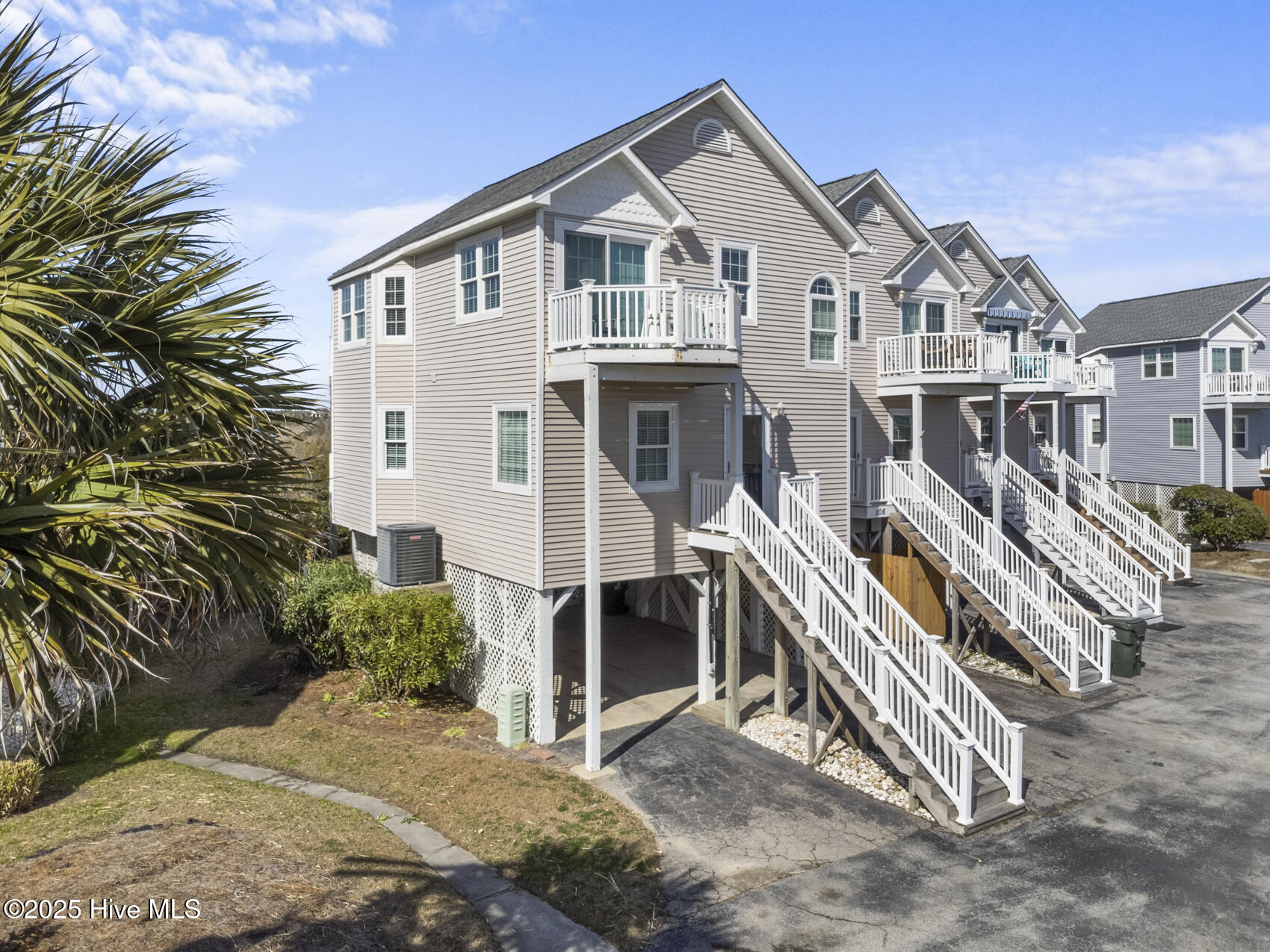 105 Calinda Cay Court Property Photo