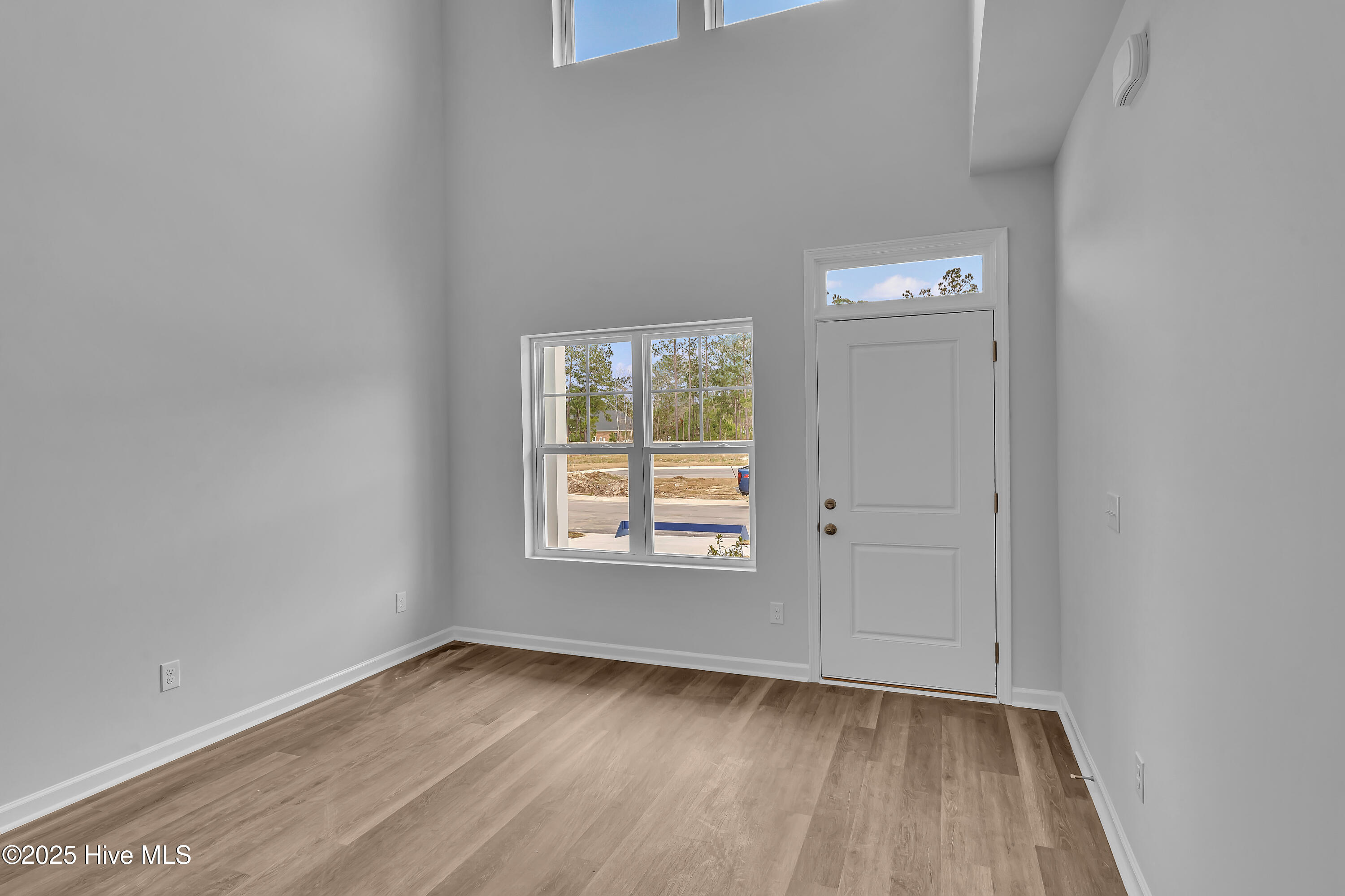 778 Palm Frond Way Property Photo 11