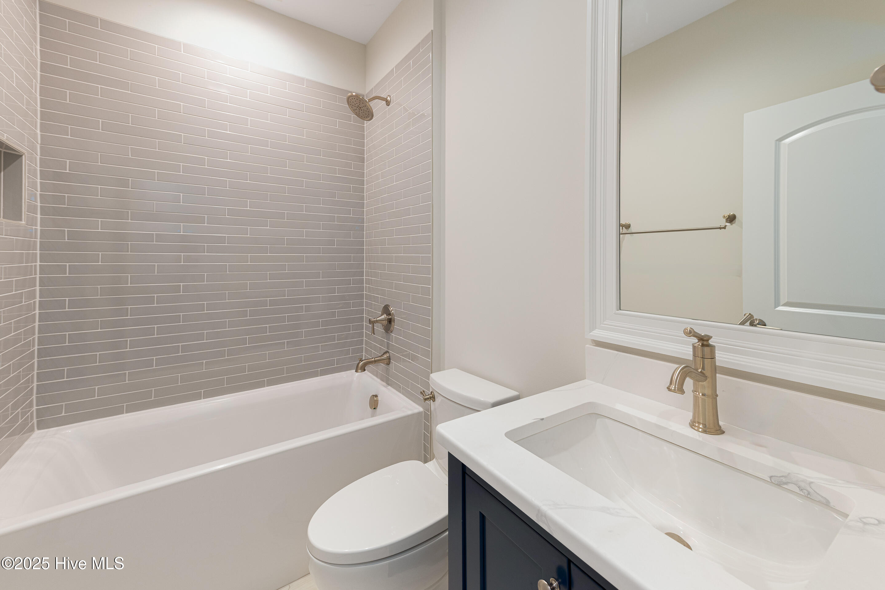 6657 Annesbrook Place Property Photo 18