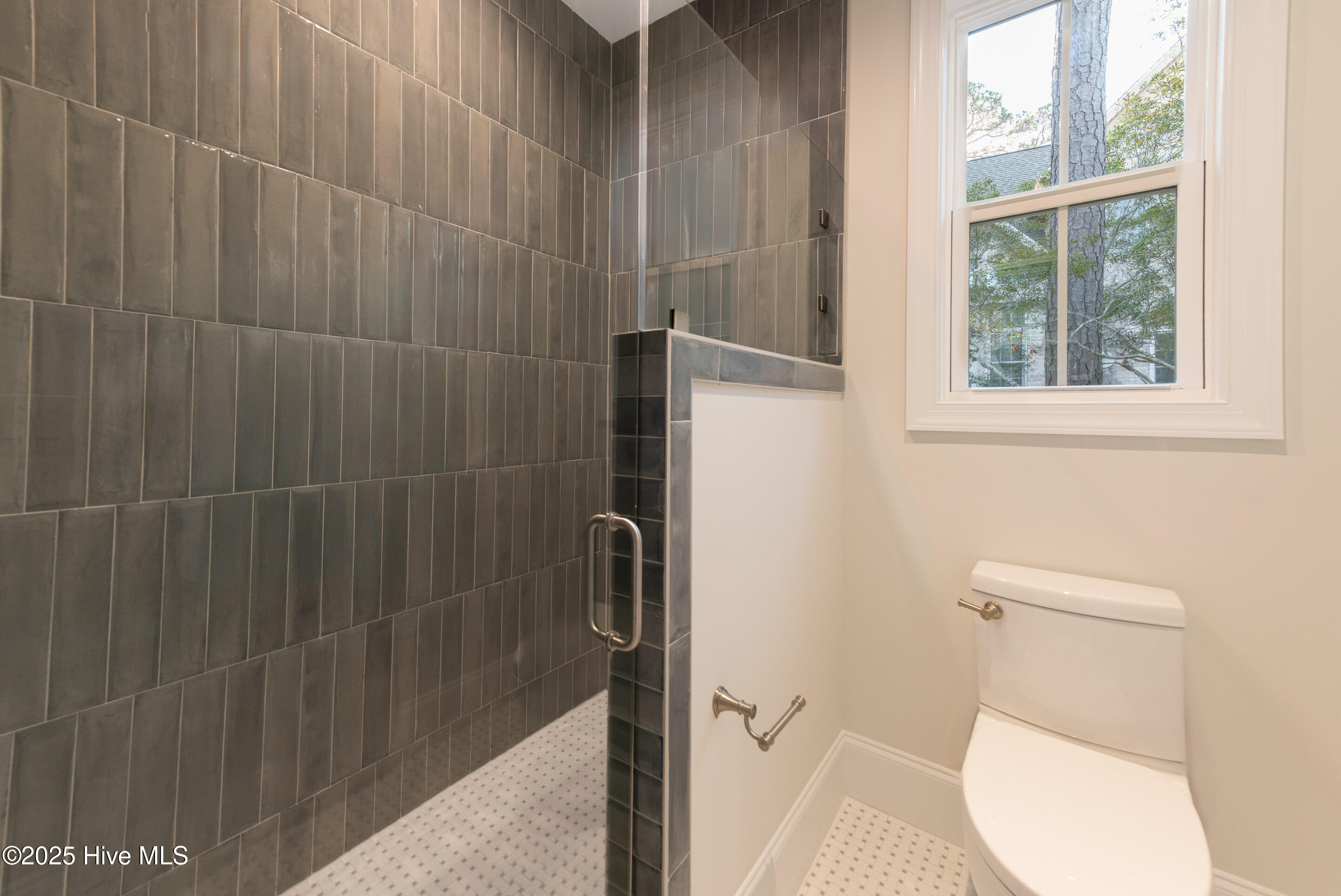 6657 Annesbrook Place Property Photo 19