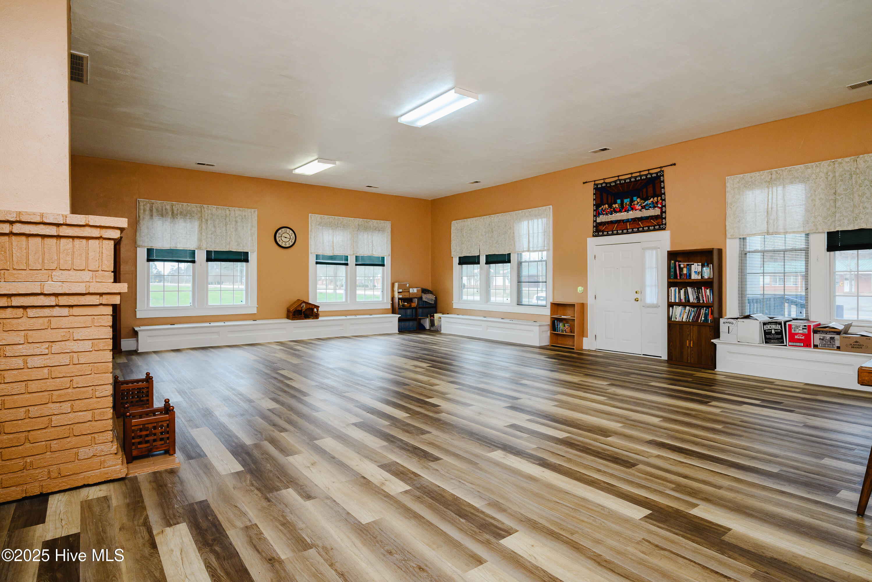 2862 Virginia Road Property Photo 6