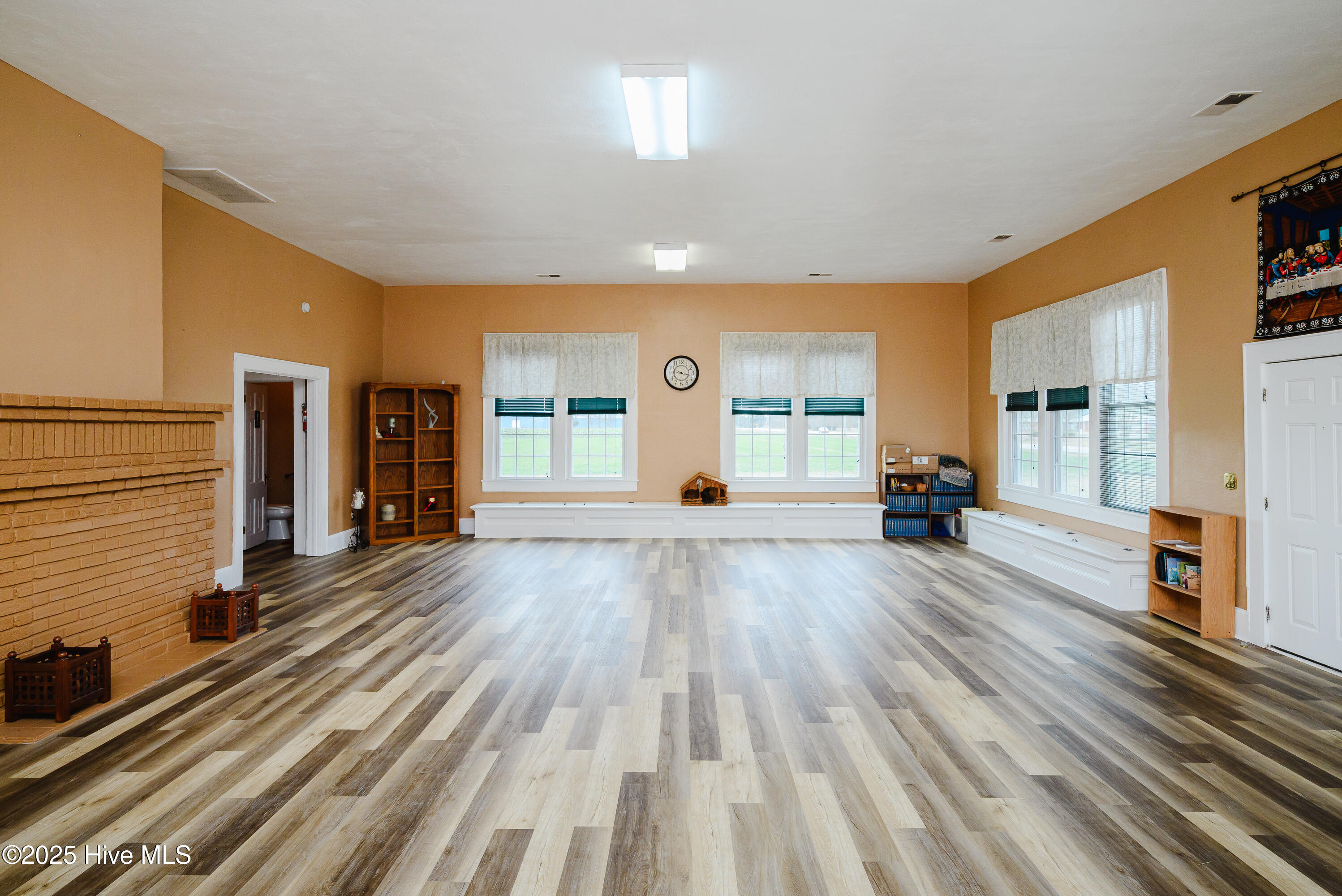 2862 Virginia Road Property Photo 7