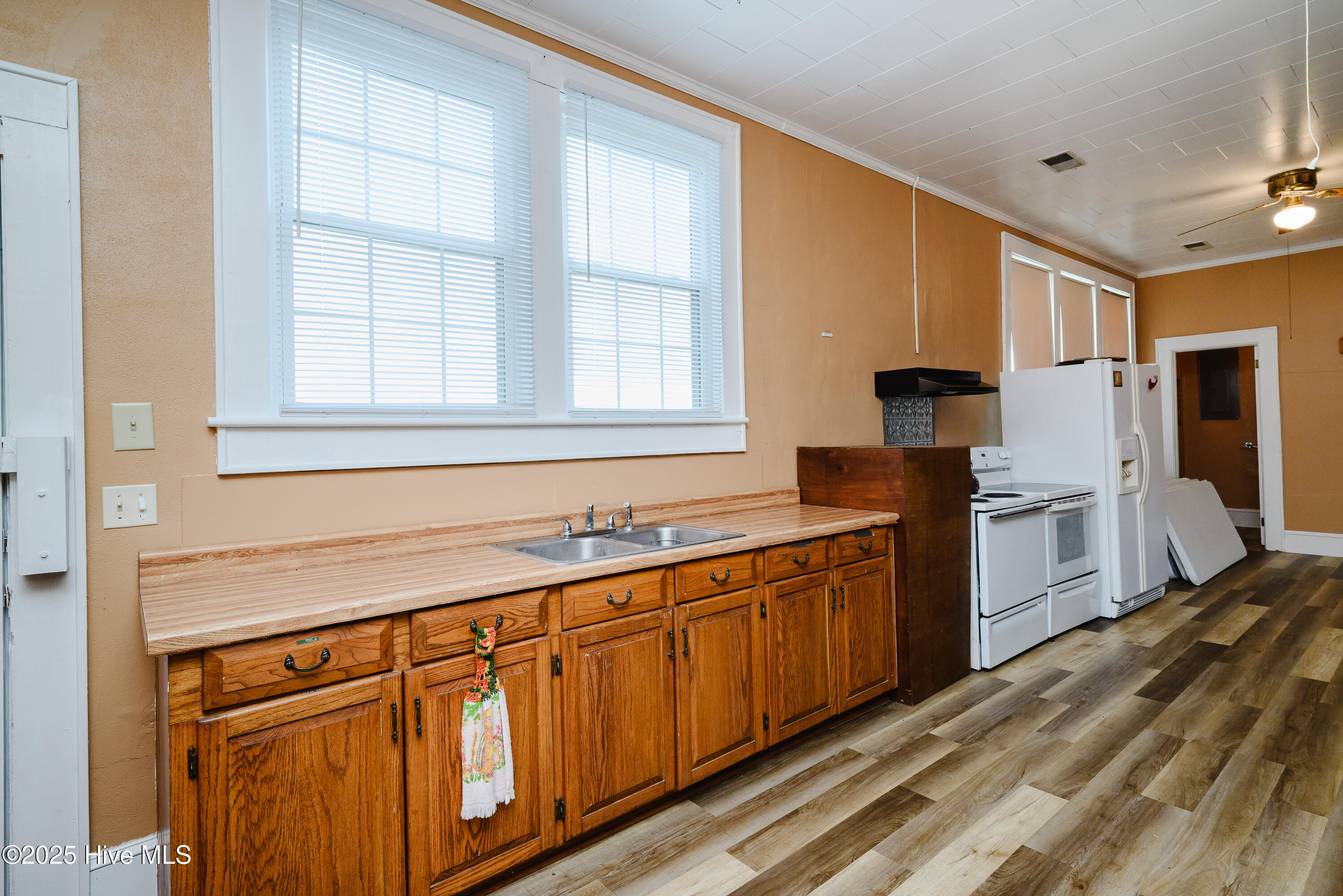 2862 Virginia Road Property Photo 12