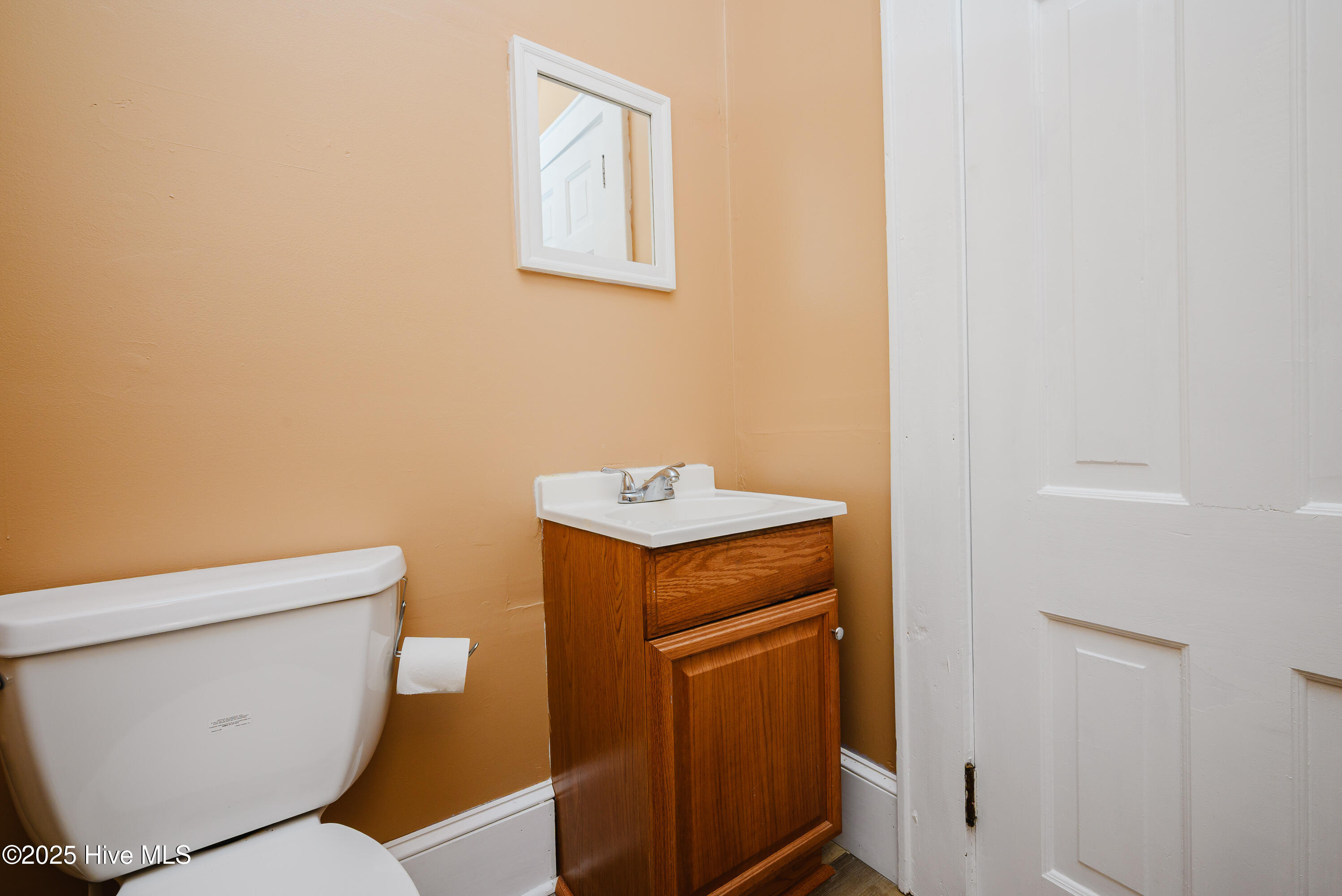 2862 Virginia Road Property Photo 14