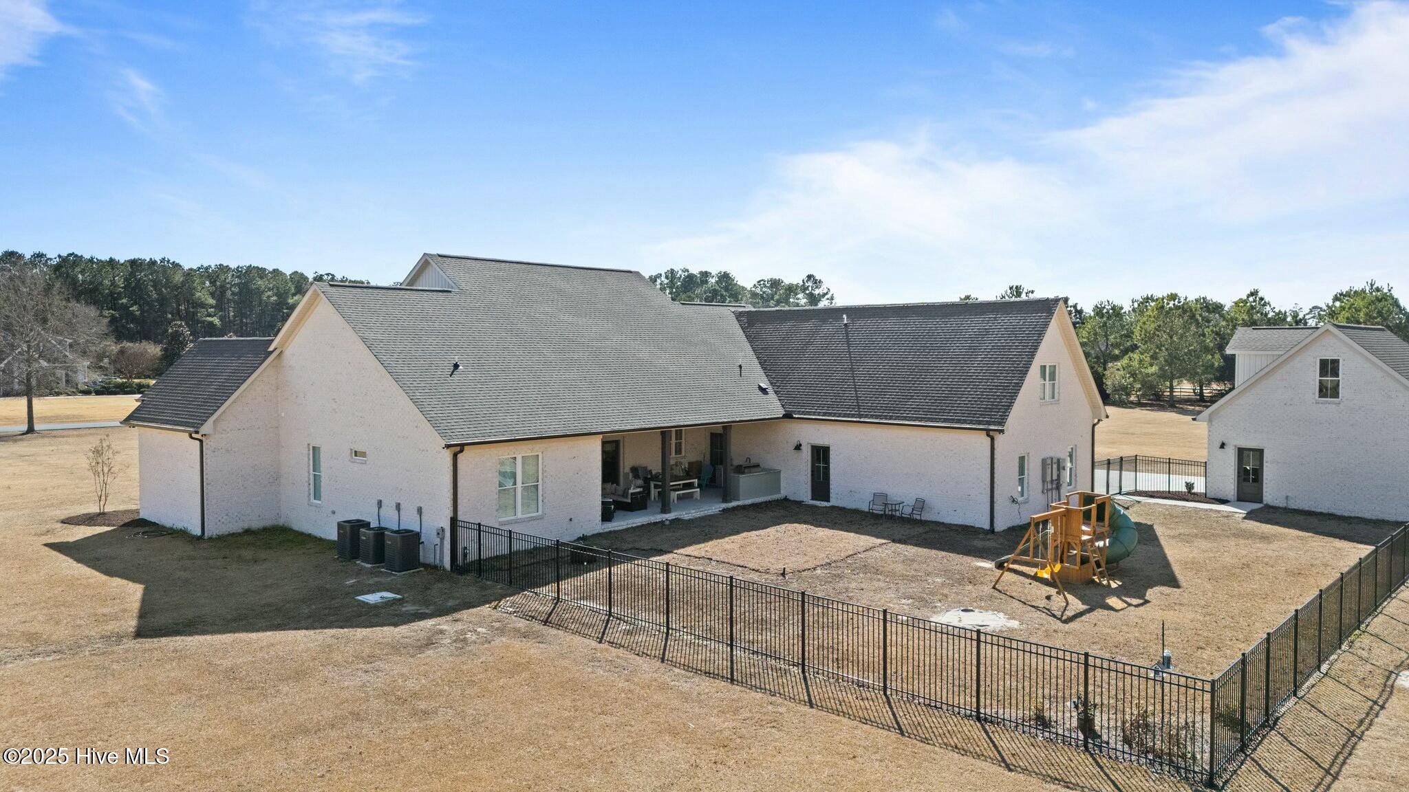 130 Southwind Drive Property Photo 54