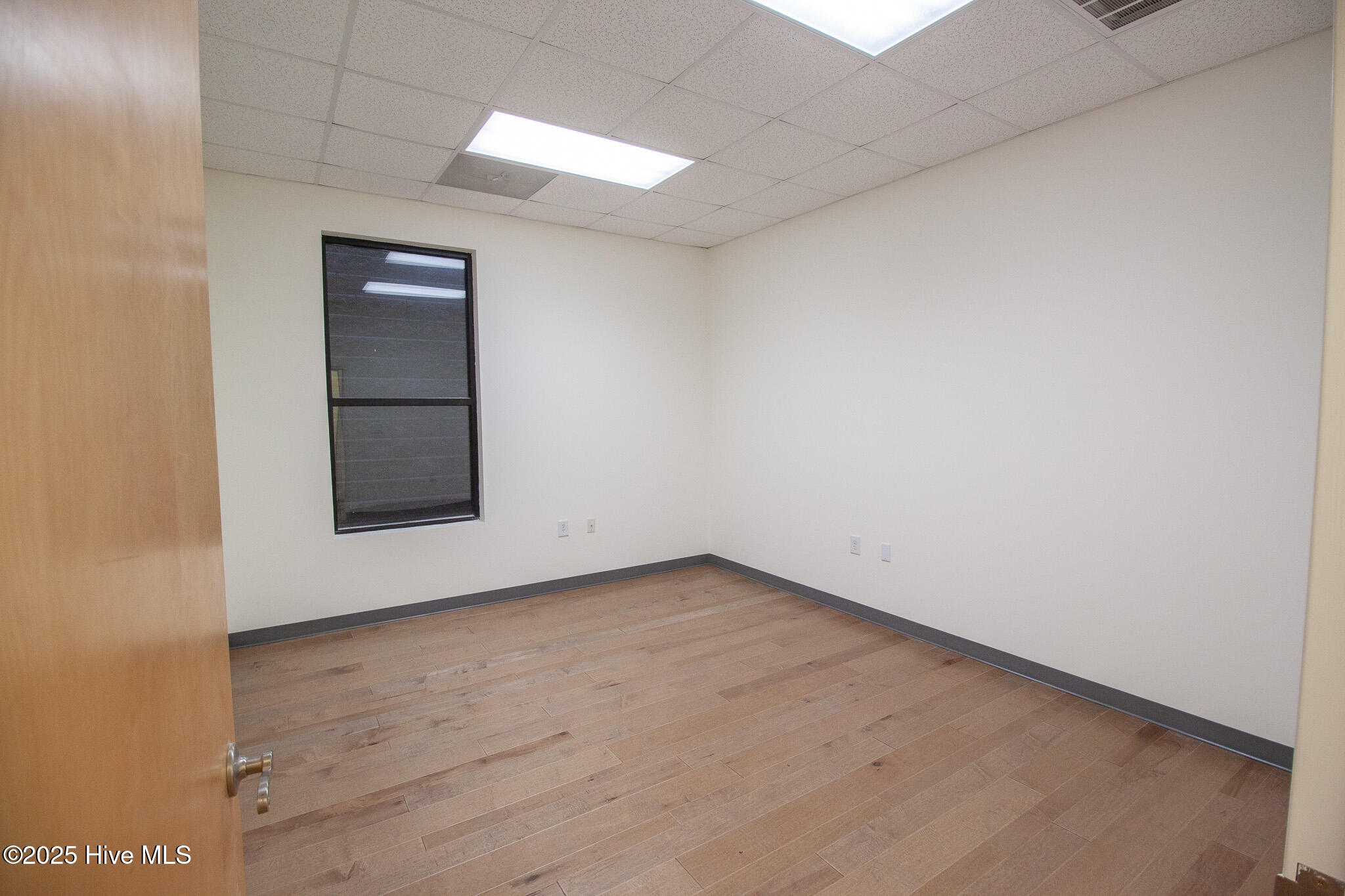 10421 Ligon Mill Road Property Photo 6