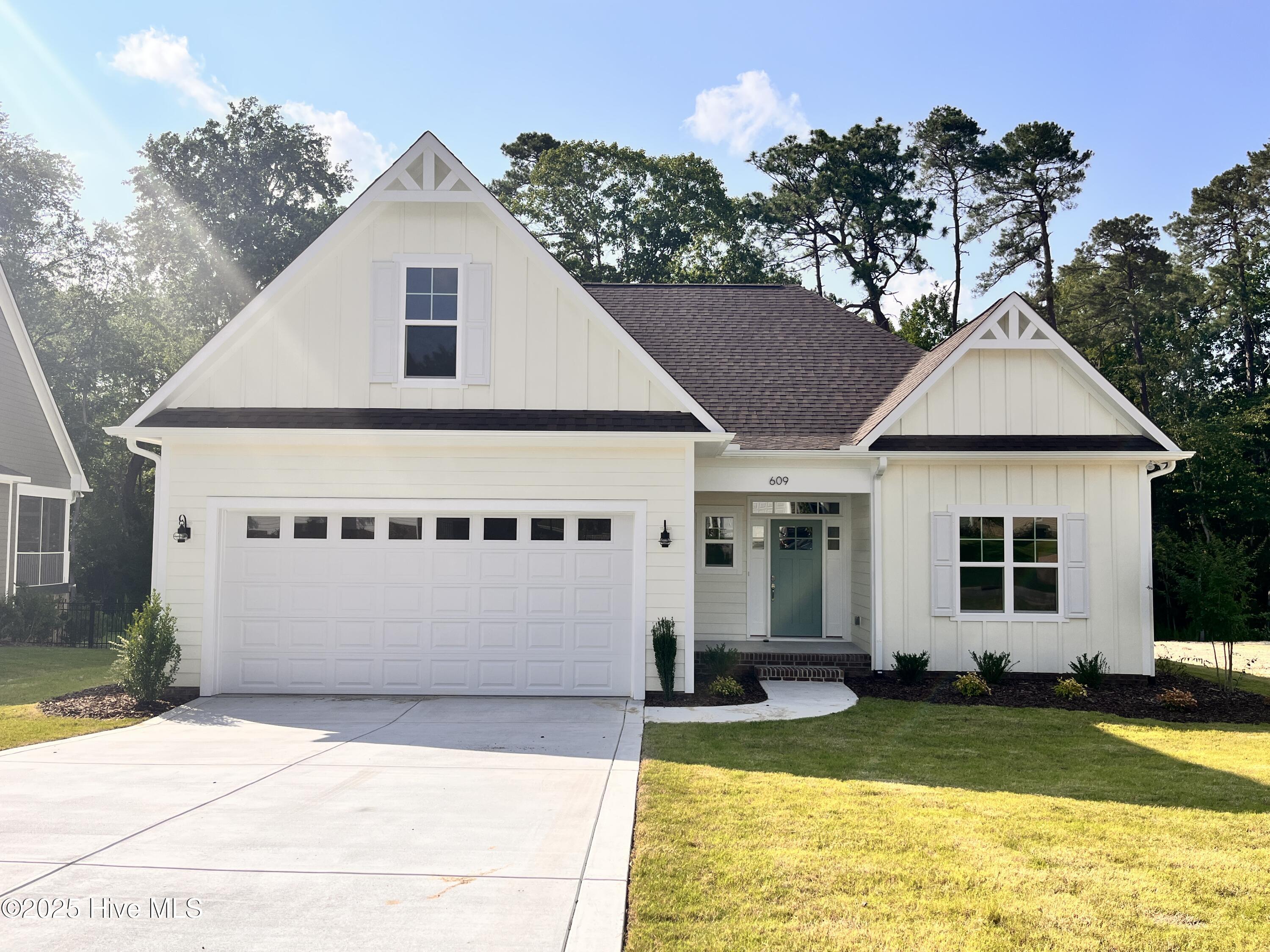609 Jumper Court Property Photo 1