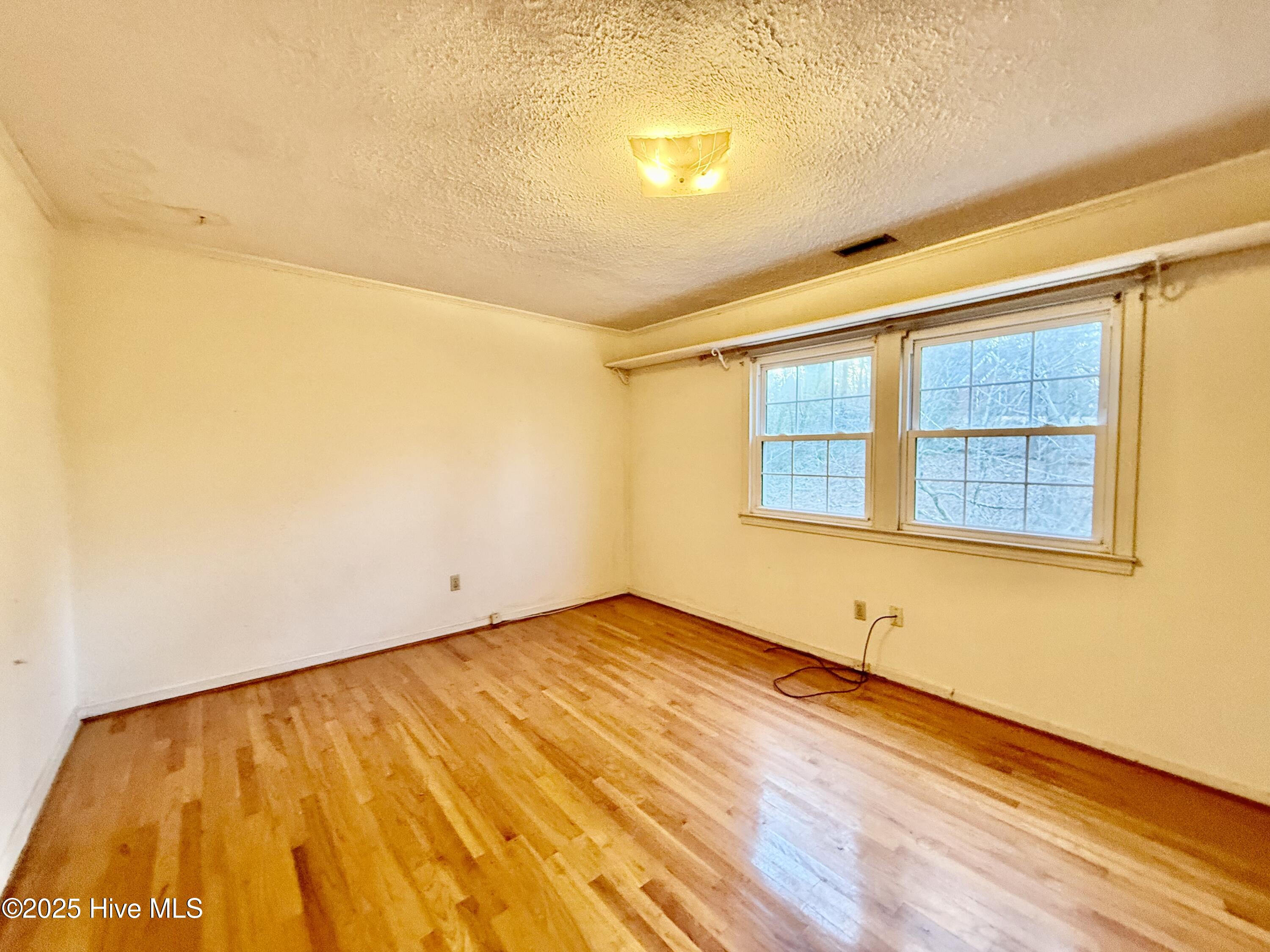 755 Cumberland Circle Property Photo 8