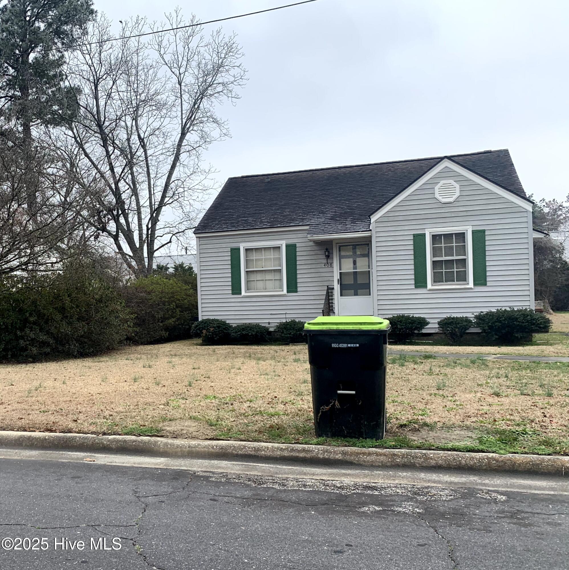408 E Clay Street Property Photo 1