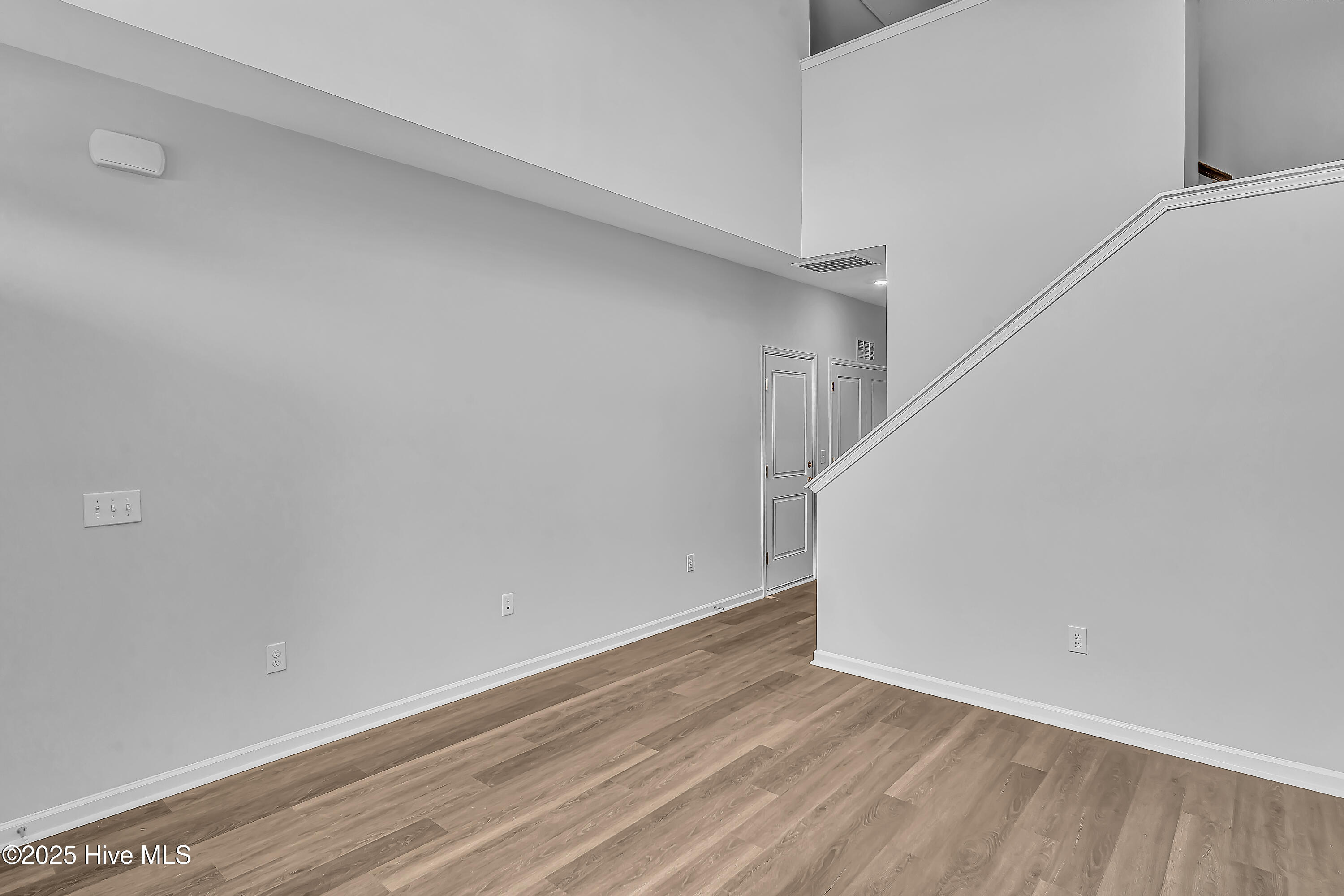 794 Palm Frond Way Property Photo 15
