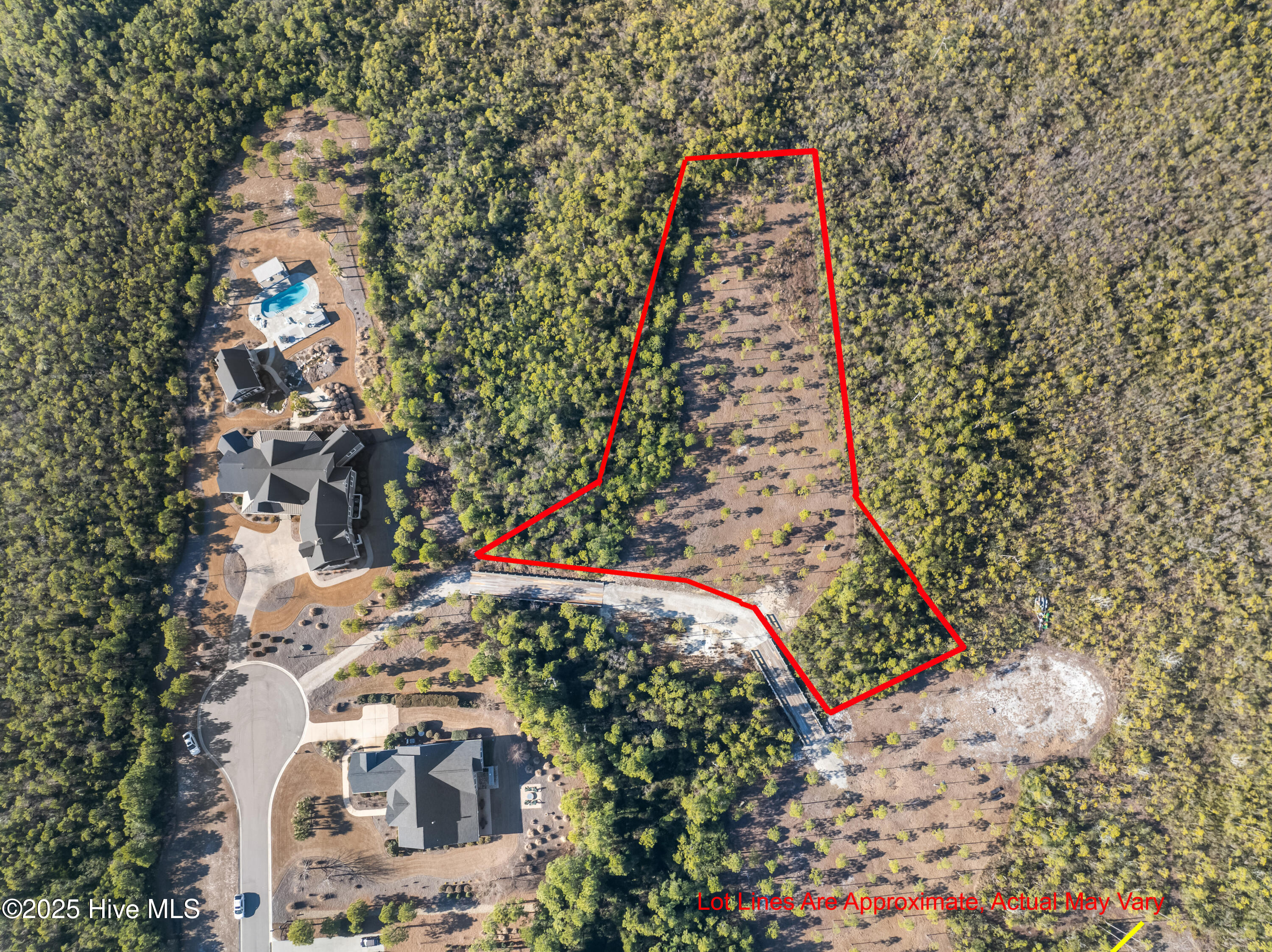 3678 Holly Harbor Drive Property Photo 13
