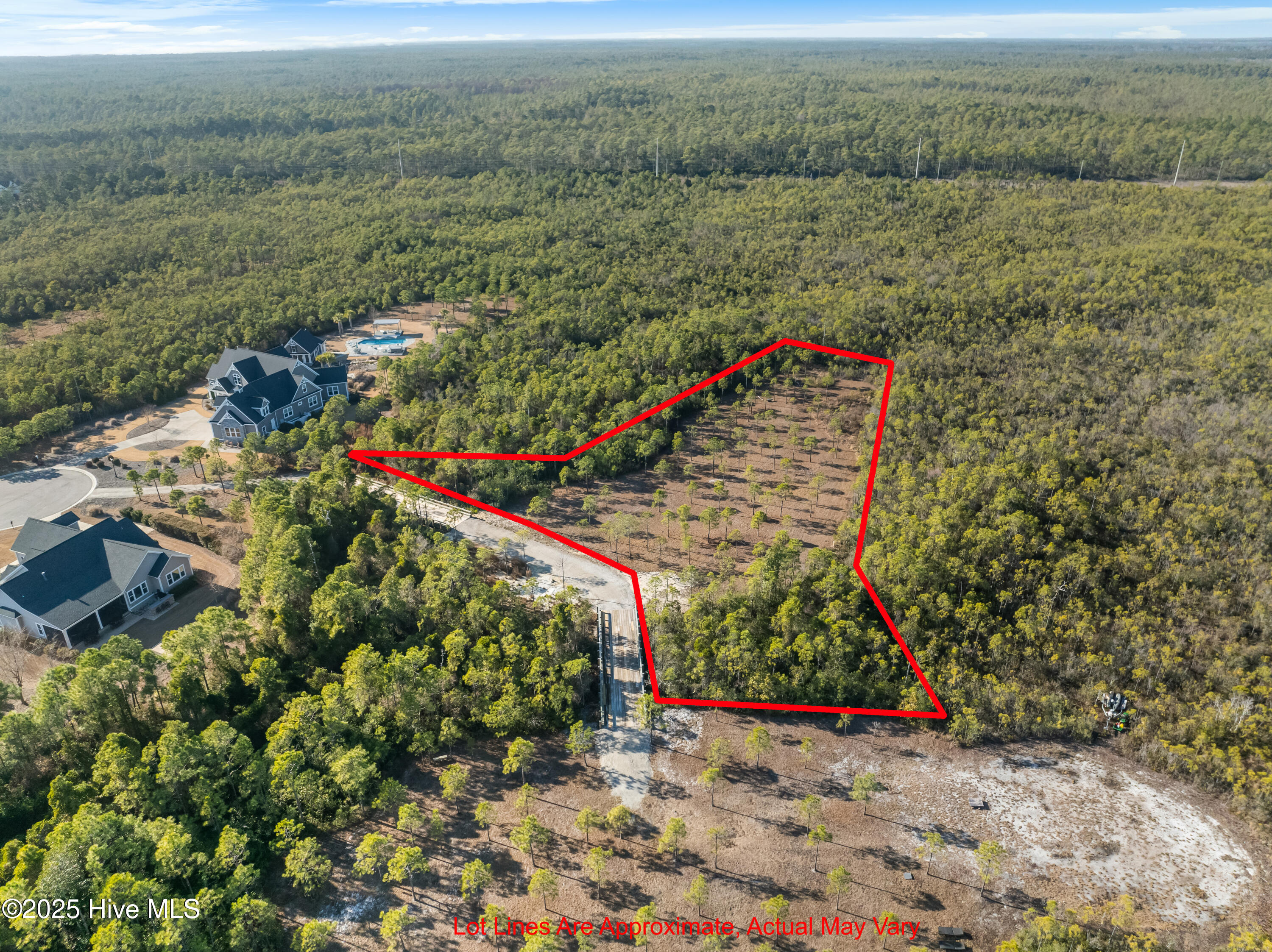 3678 Holly Harbor Drive Property Photo 15