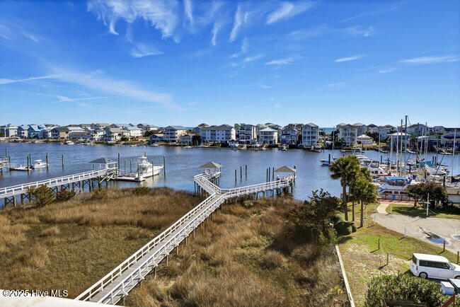 1013 Waterview Place Property Photo 54