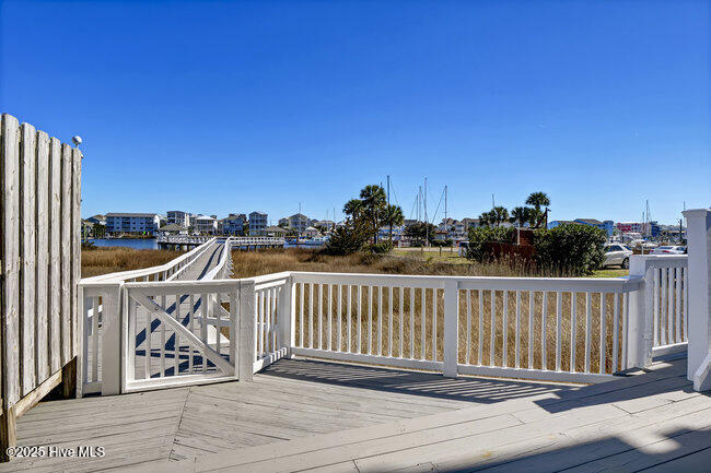 1013 Waterview Place Property Photo 59