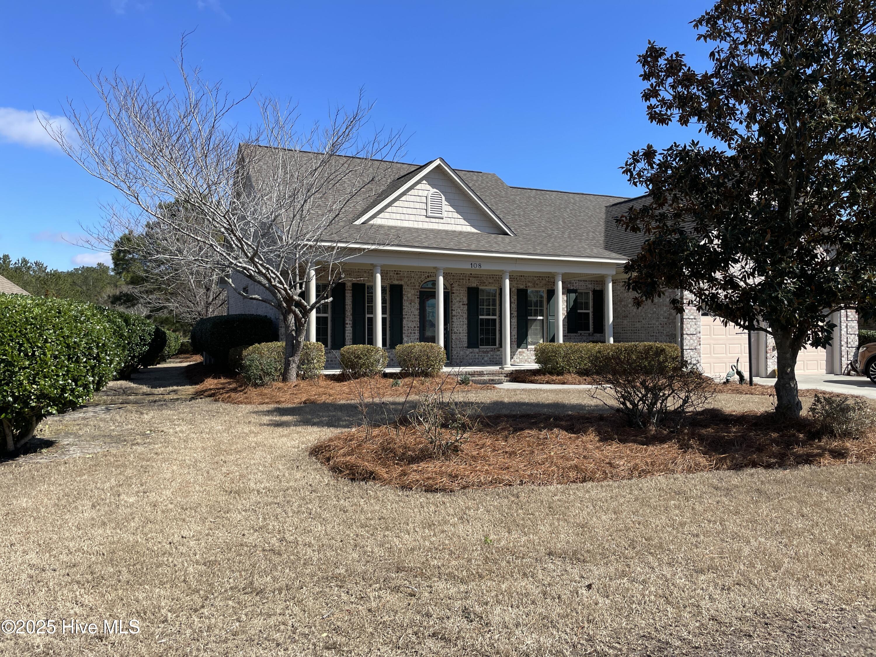 108 Sir Walter Court Property Photo