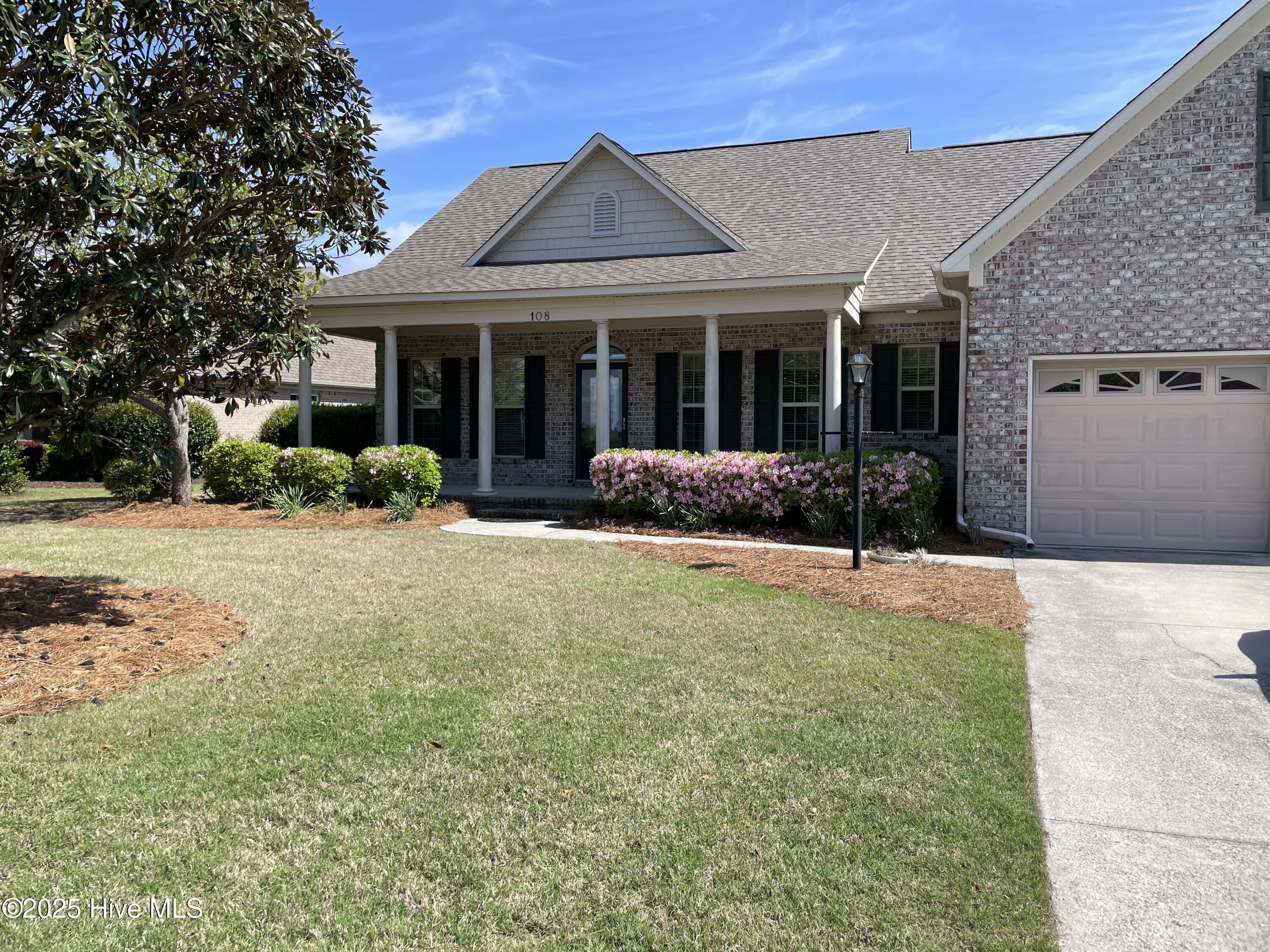 108 Sir Walter Court Property Photo 1