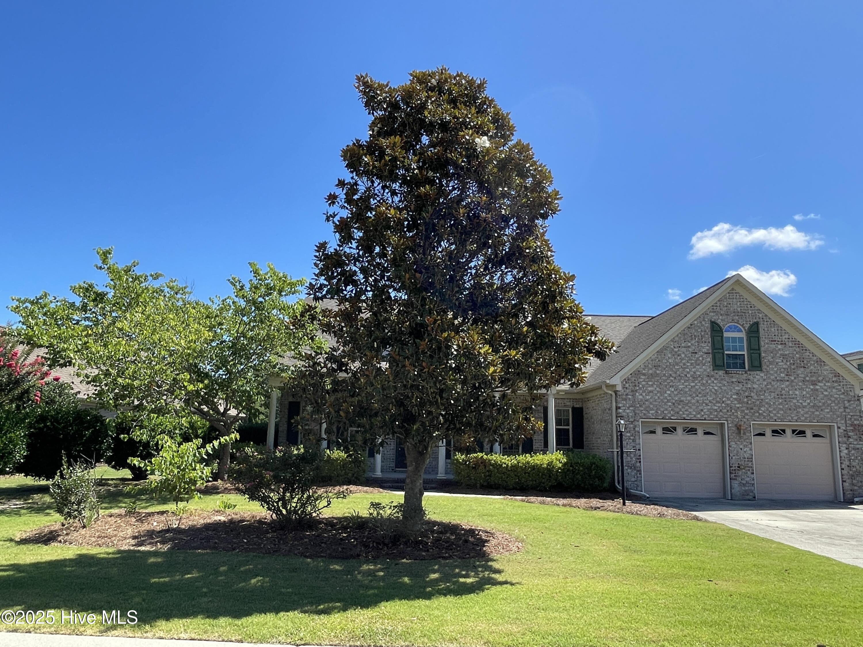 108 Sir Walter Court Property Photo 1