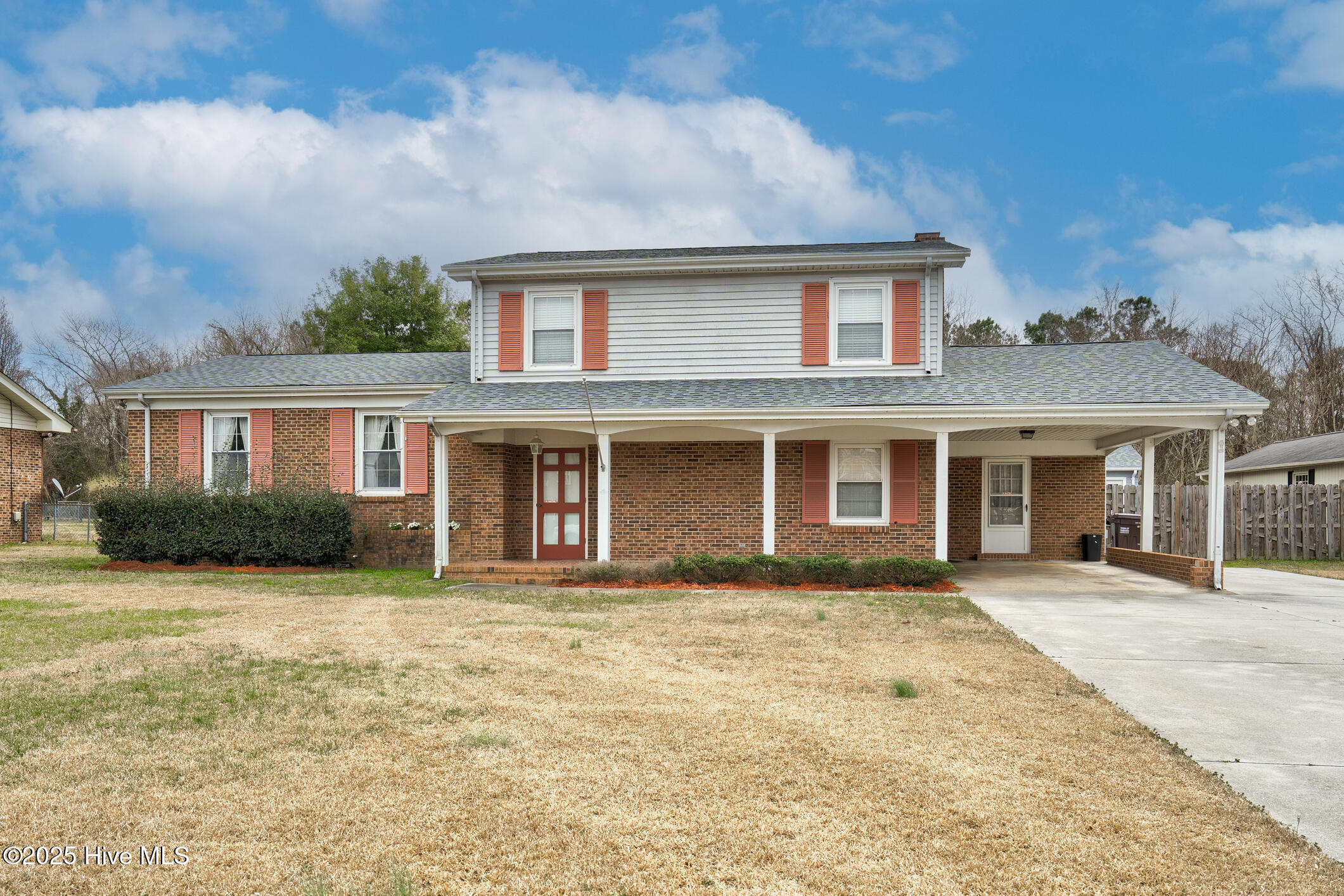 211 Brandon Avenue Property Photo 1