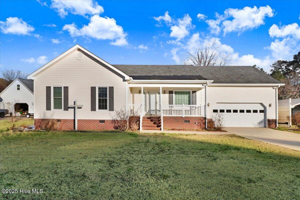 526 Vail Road Property Photo