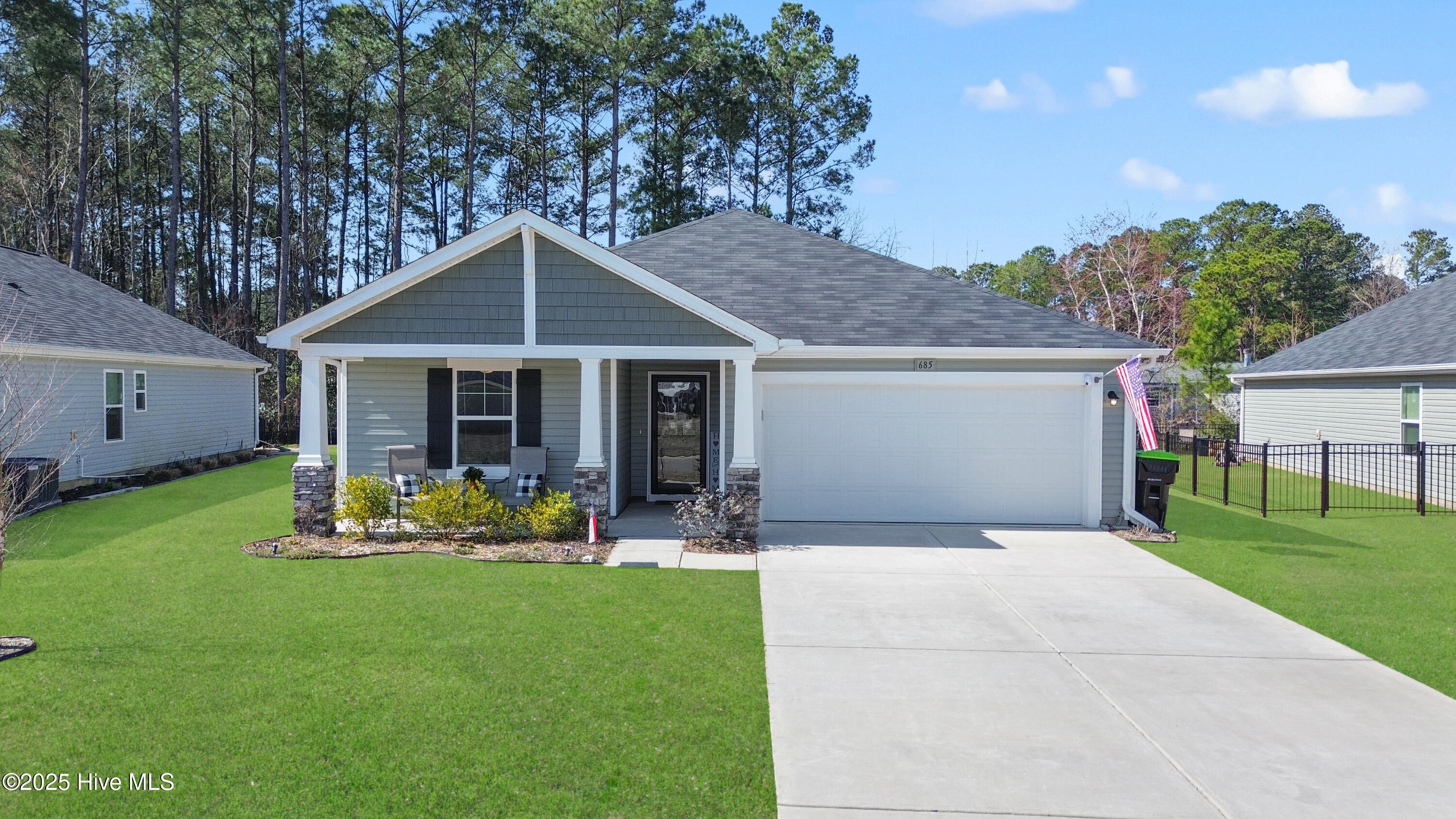 685 Landmark Cove Property Photo