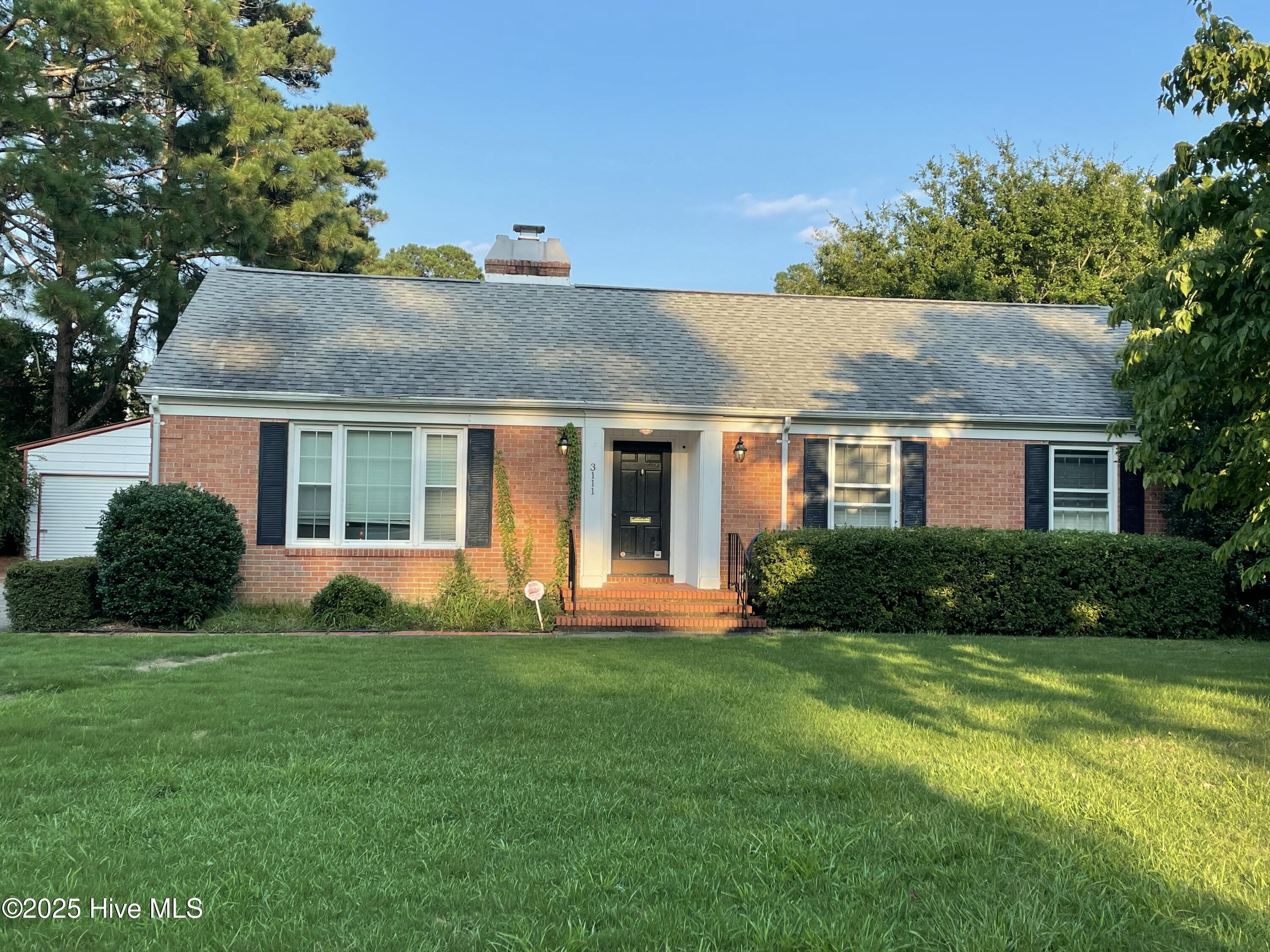 3111 Baker Street Property Photo