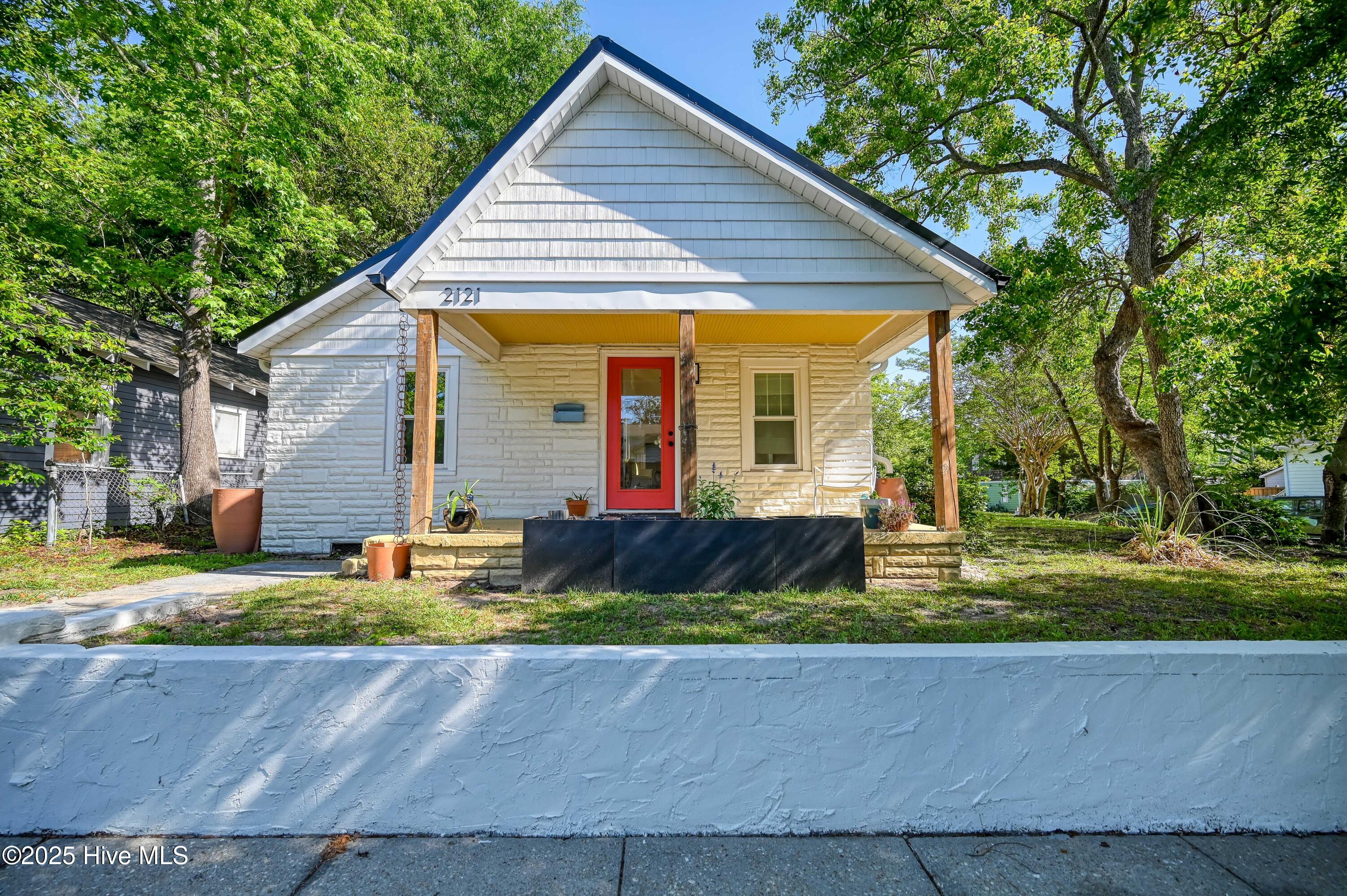 2121 Gibson Avenue Property Photo 11