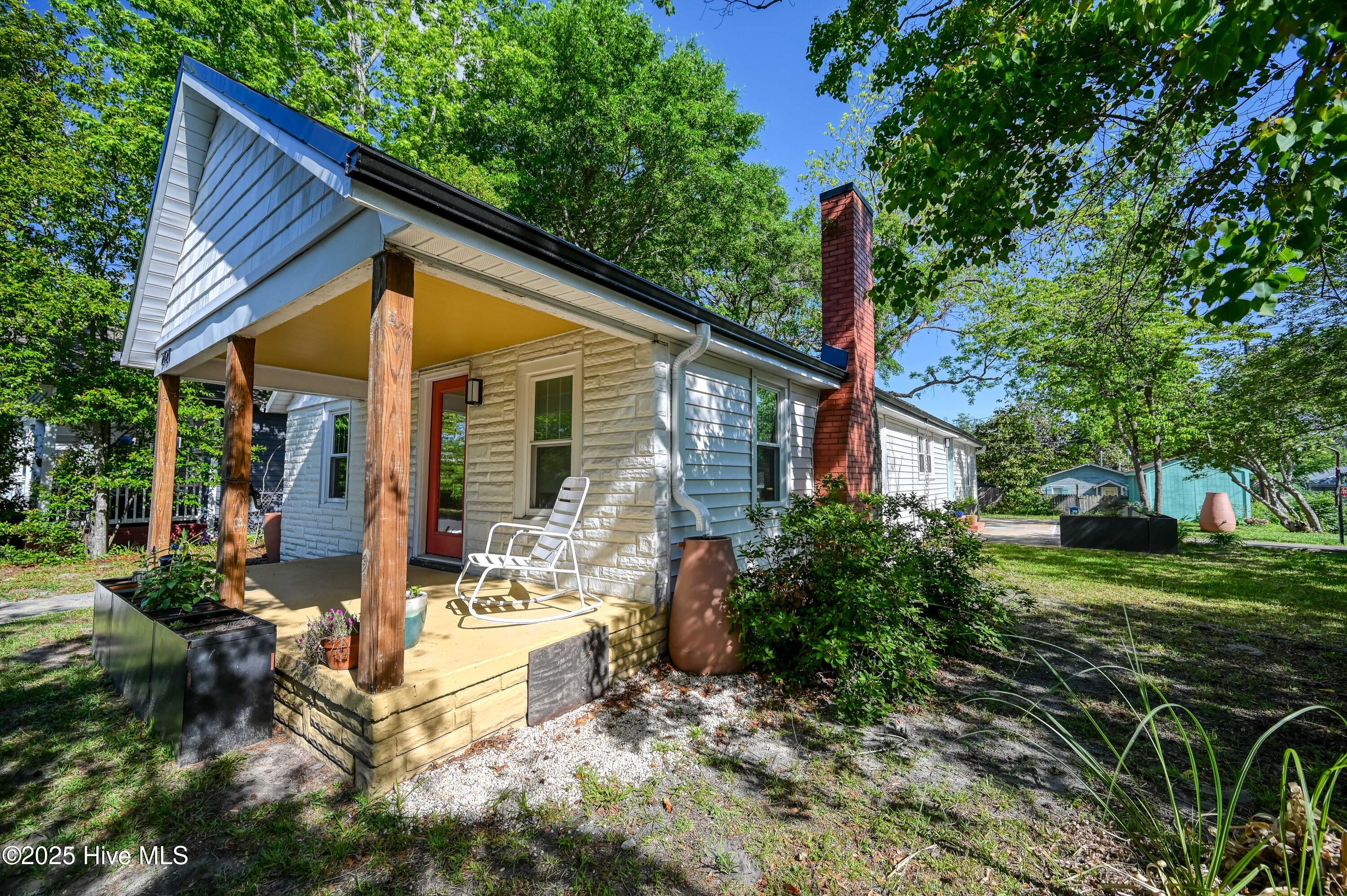 2121 Gibson Avenue Property Photo 14