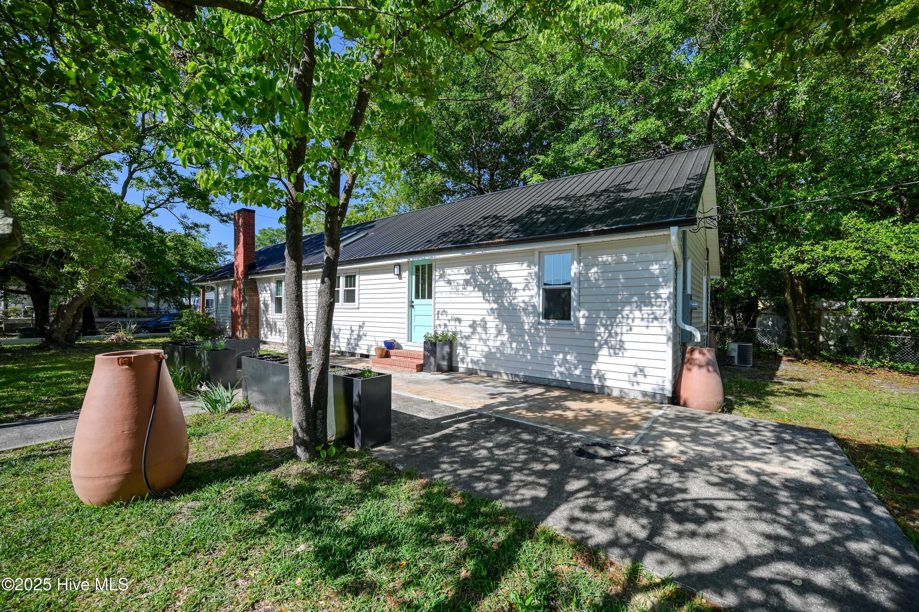 2121 Gibson Avenue Property Photo 30