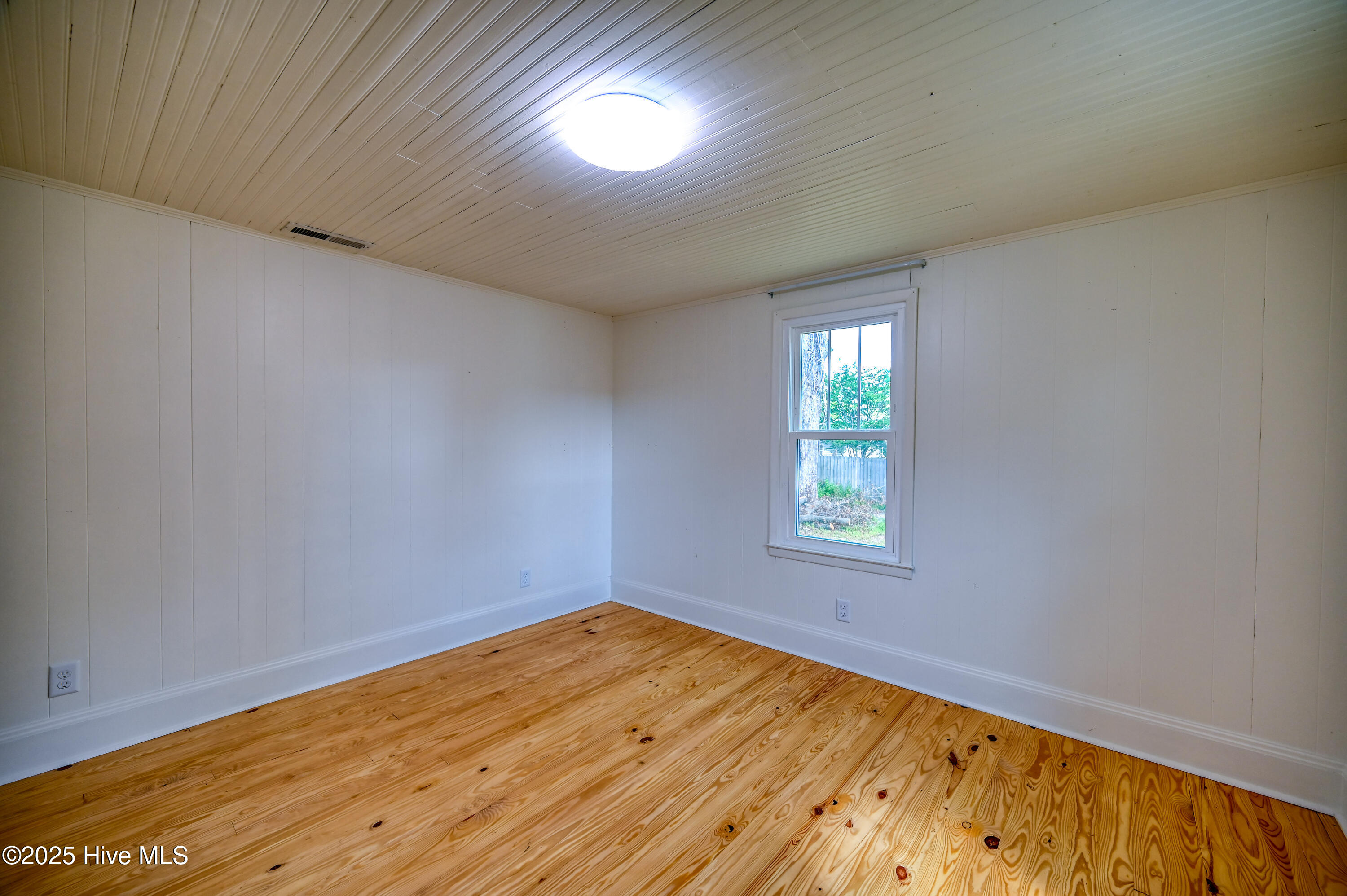 2121 Gibson Avenue Property Photo 41