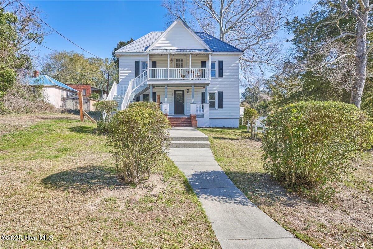 465 W New Hampshire Avenue Property Photo 1