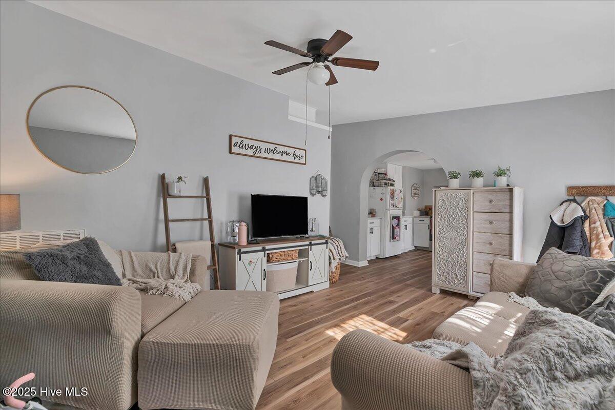 465 W New Hampshire Avenue Property Photo 4