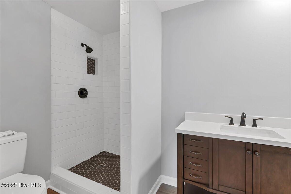 465 W New Hampshire Avenue Property Photo 14