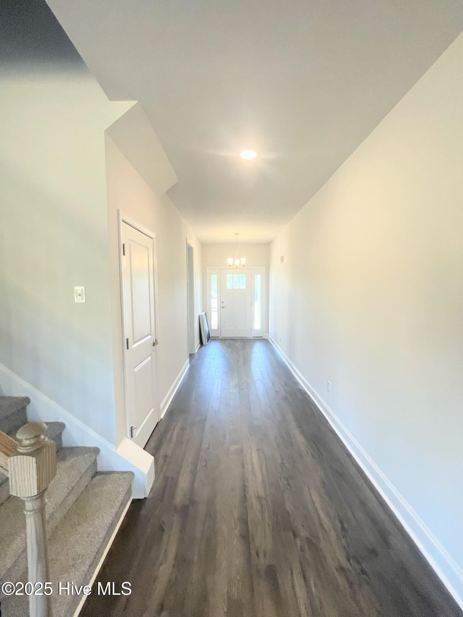 1005 Dynamic One Drive Property Photo 3