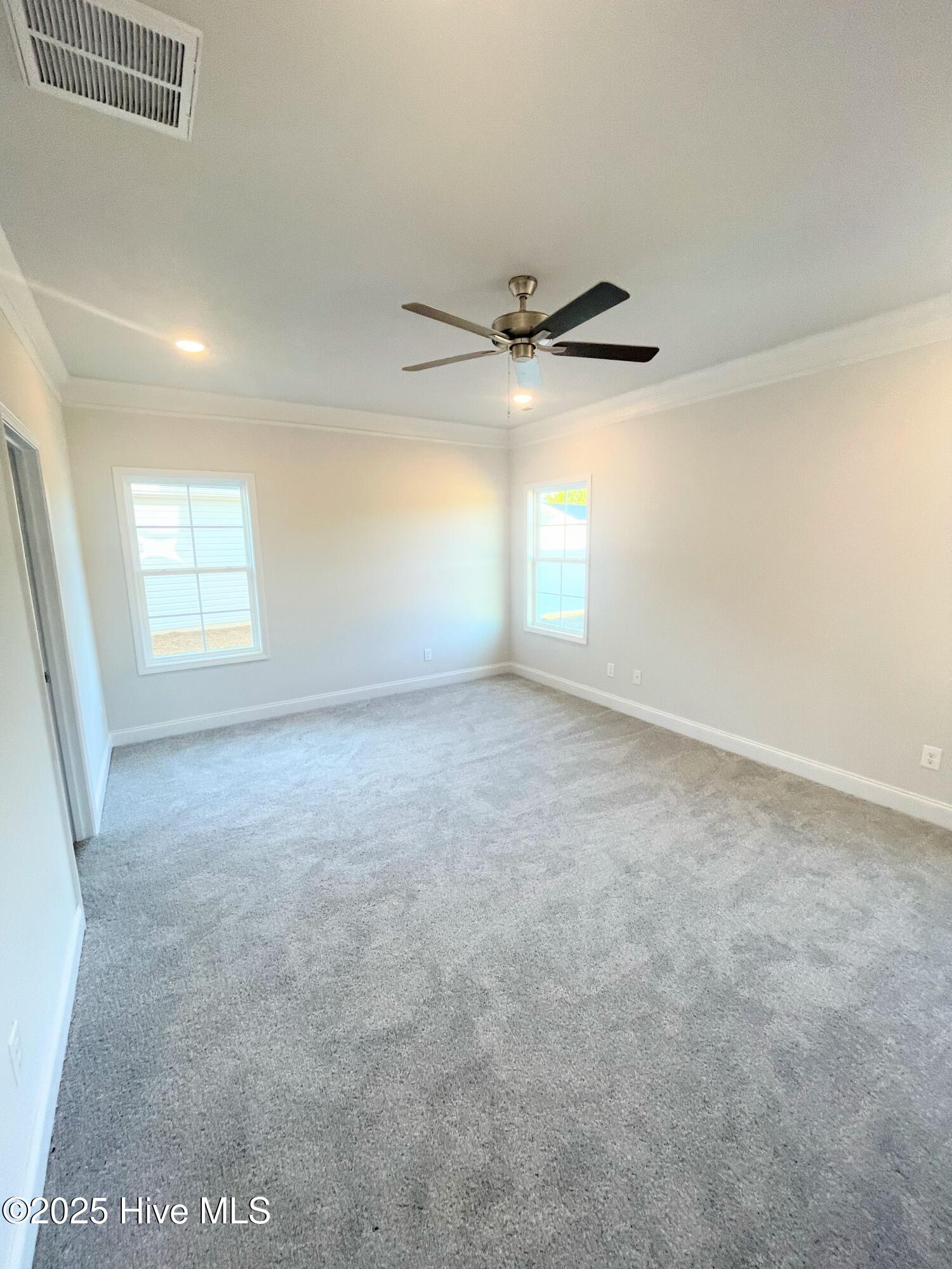 1005 Dynamic One Drive Property Photo 13