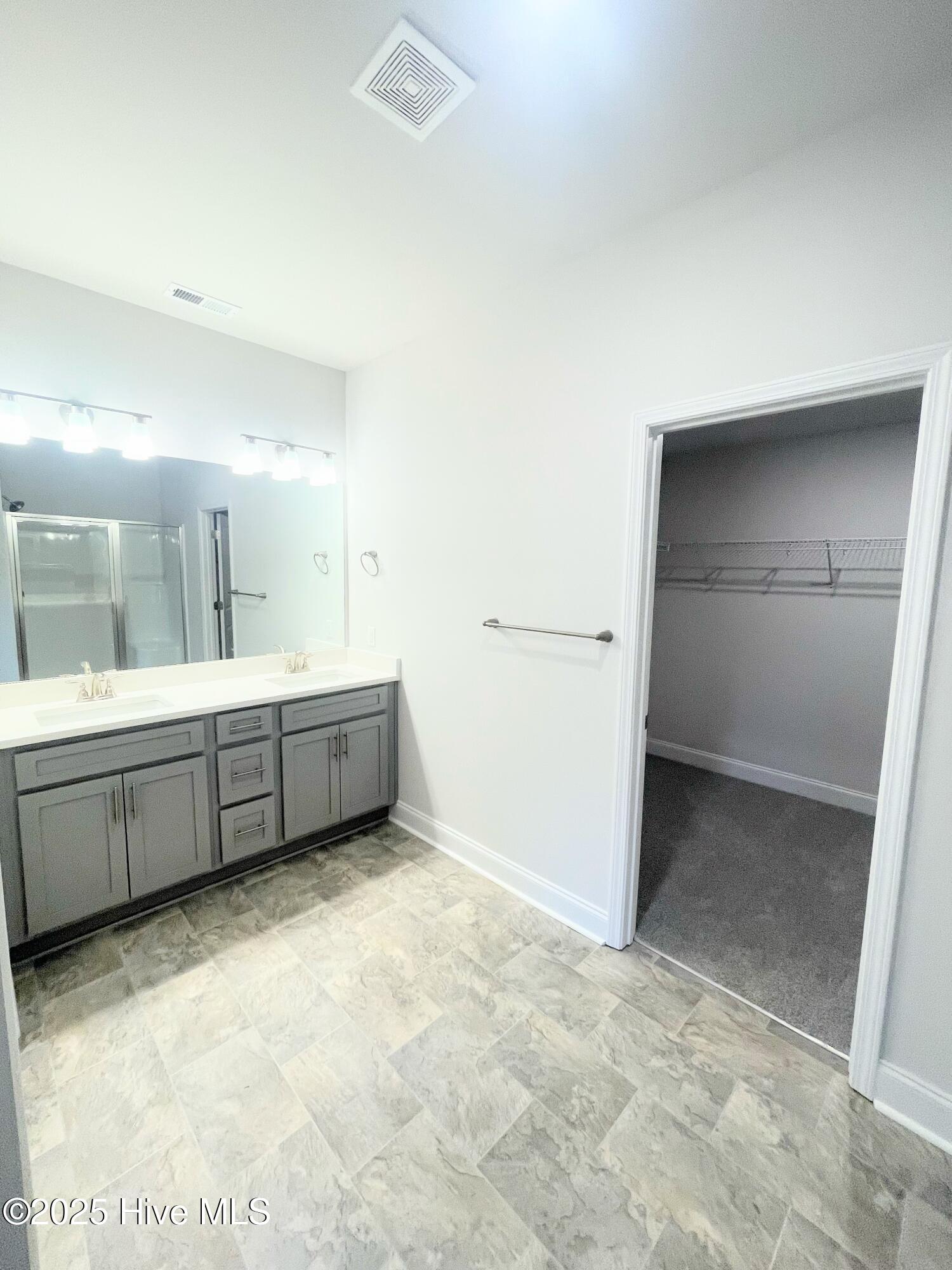 1005 Dynamic One Drive Property Photo 16