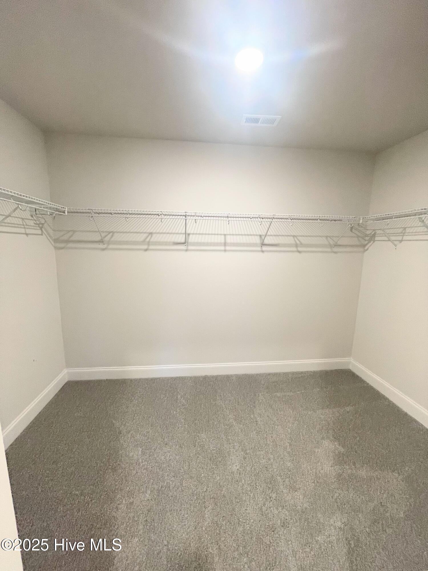 1005 Dynamic One Drive Property Photo 18