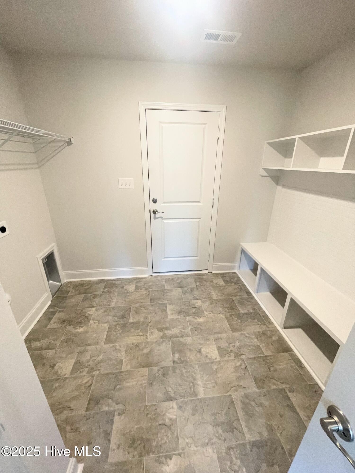 1005 Dynamic One Drive Property Photo 29