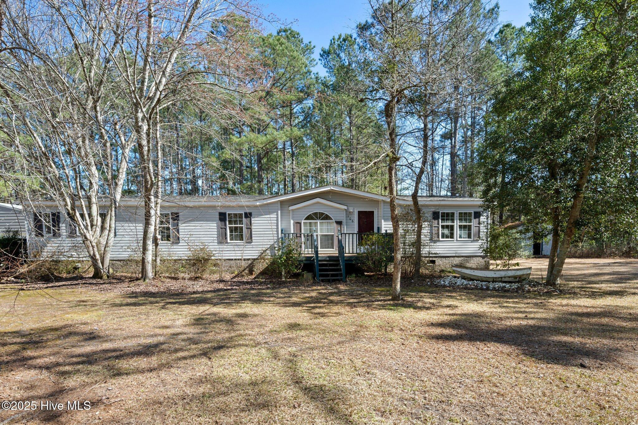 106 Robin Lane Property Photo