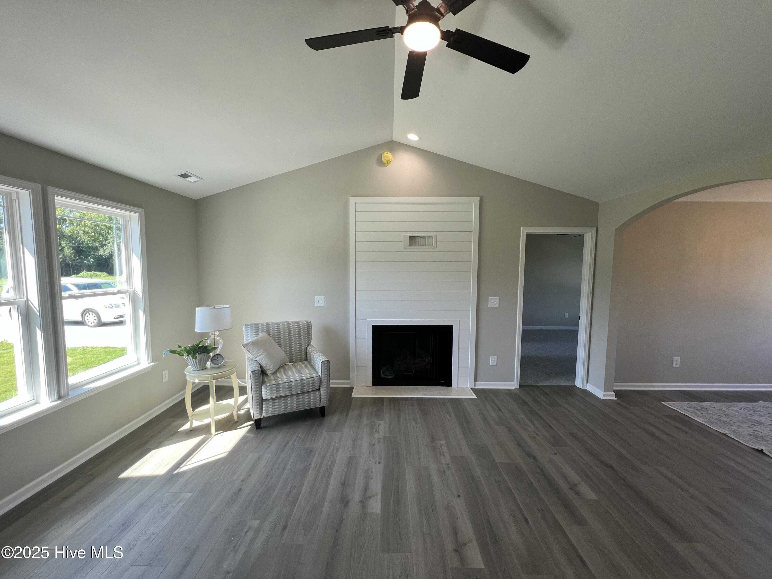 73 Grace Pond Avenue Property Photo 4