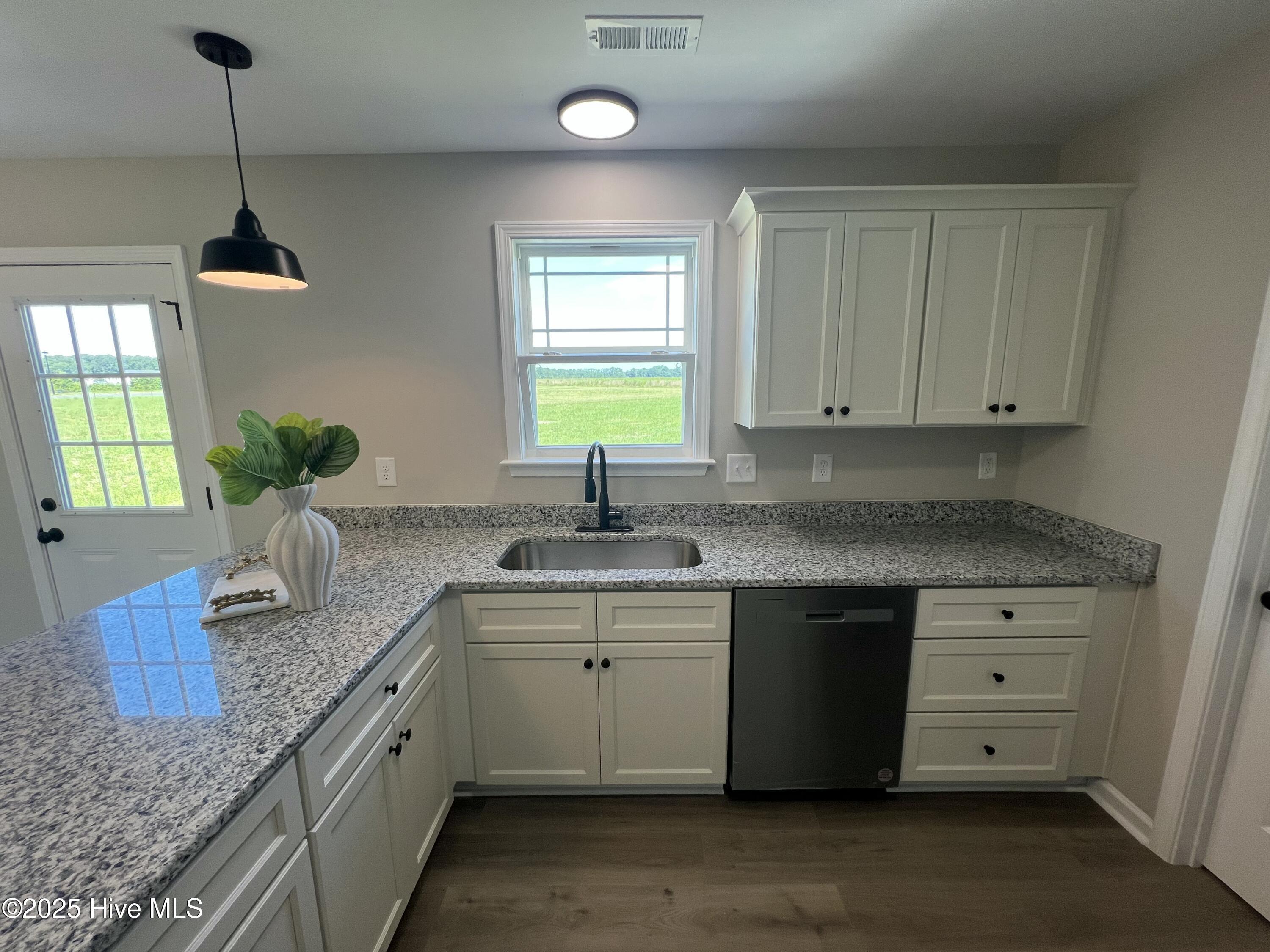 73 Grace Pond Avenue Property Photo 16