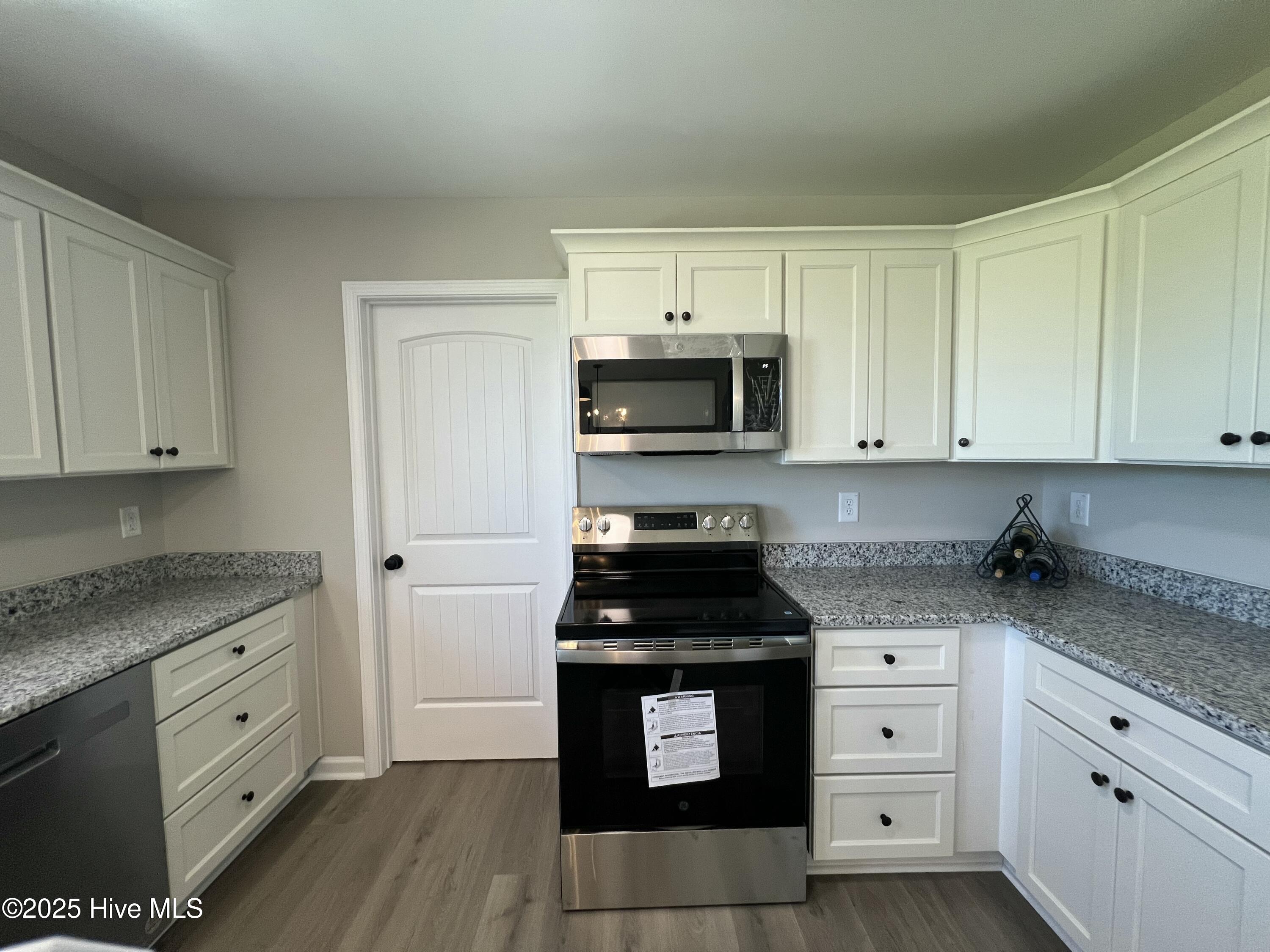 73 Grace Pond Avenue Property Photo 17