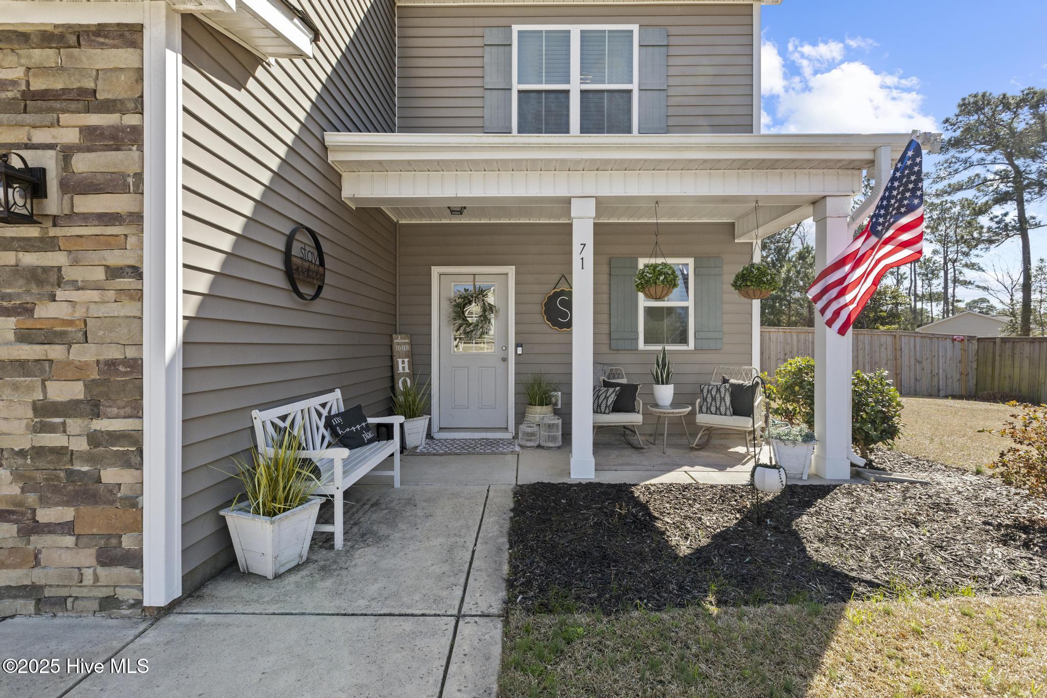 71 Peoples Court Property Photo 3